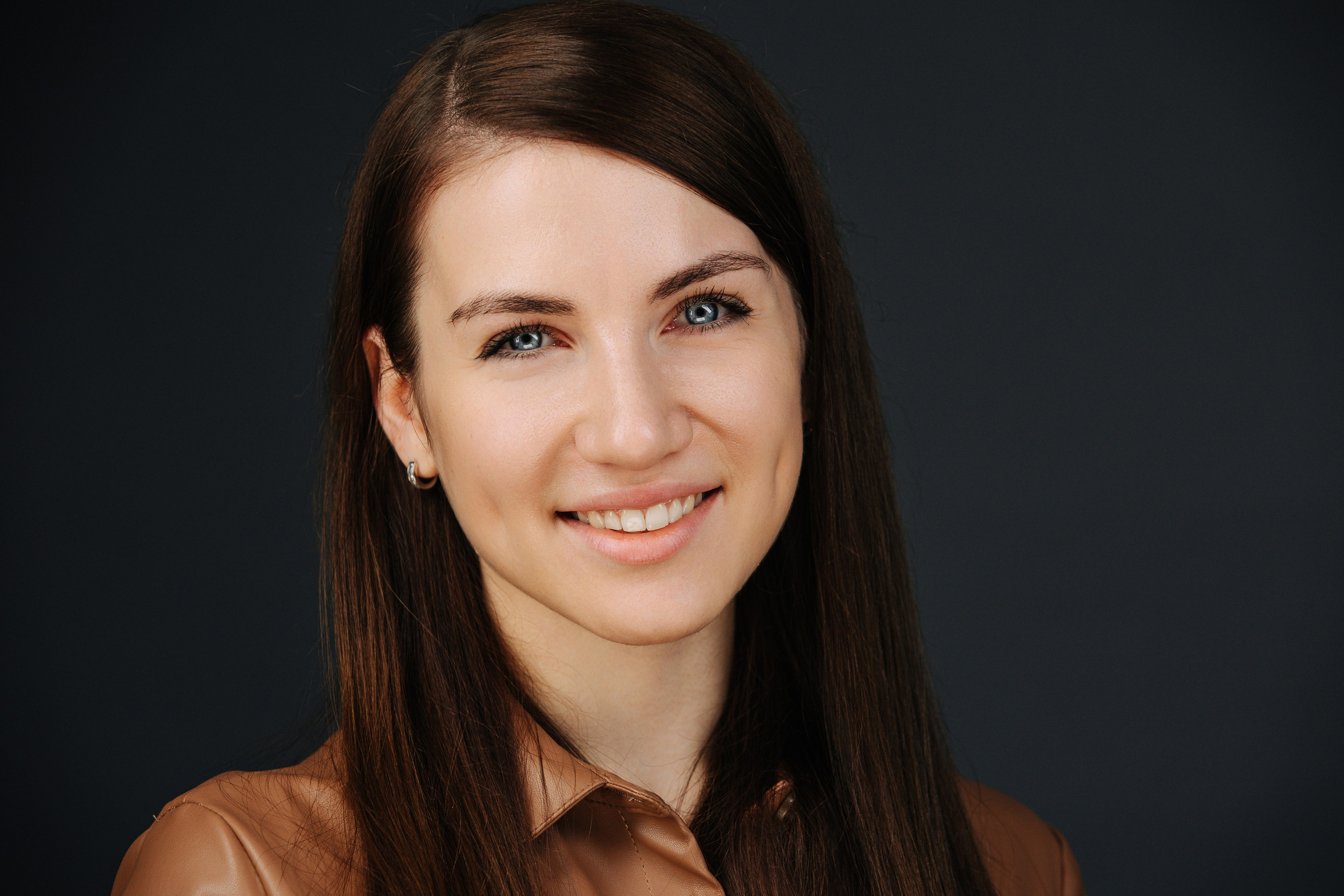 Headshot-фотосессия для команды | Портреты сотрудников в едином стиле. Бизнес-фотограф в Москве — Виталий Агабабян