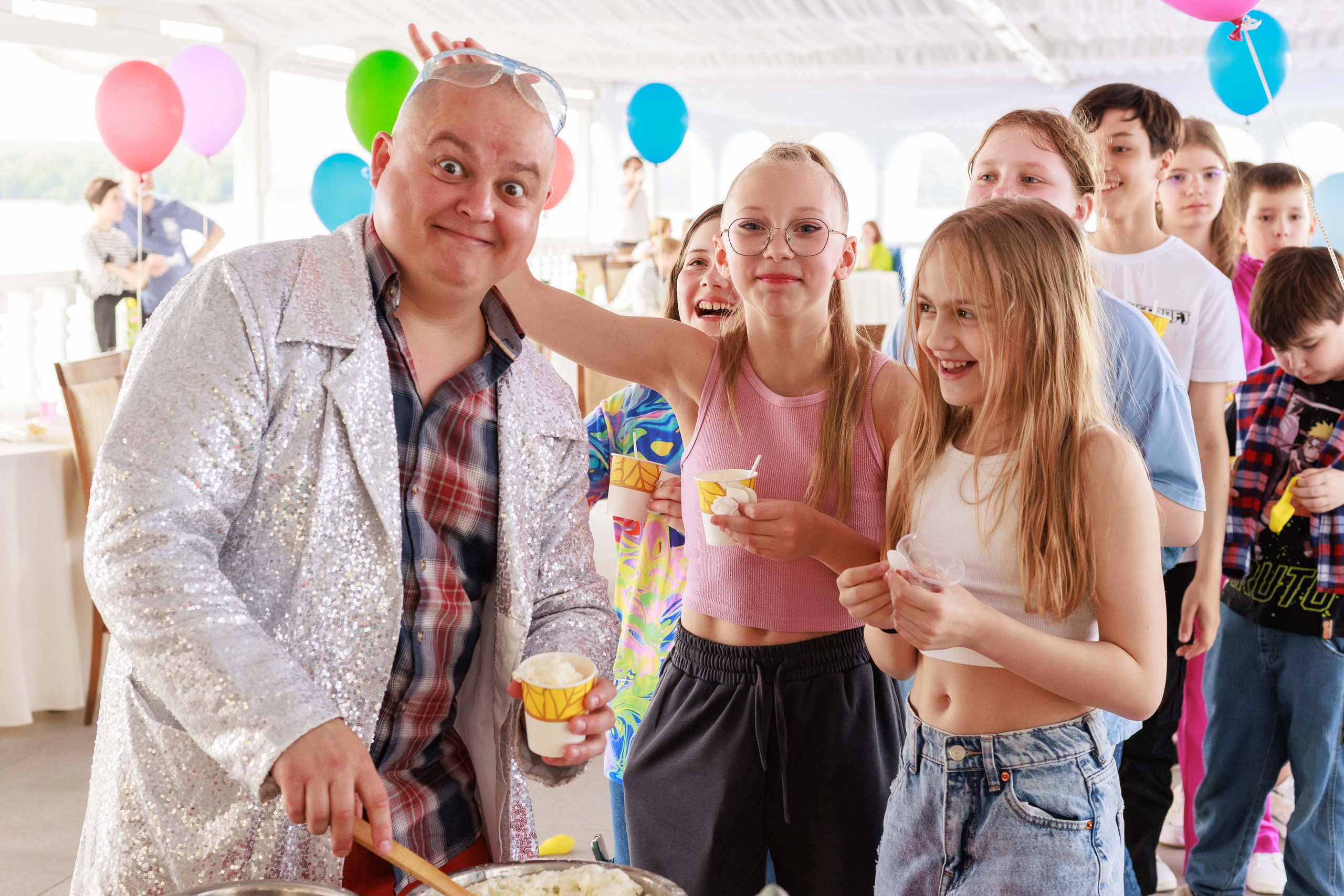 Выпускной 4 класс. Фотограф в Москве Дмитрий Емельянов