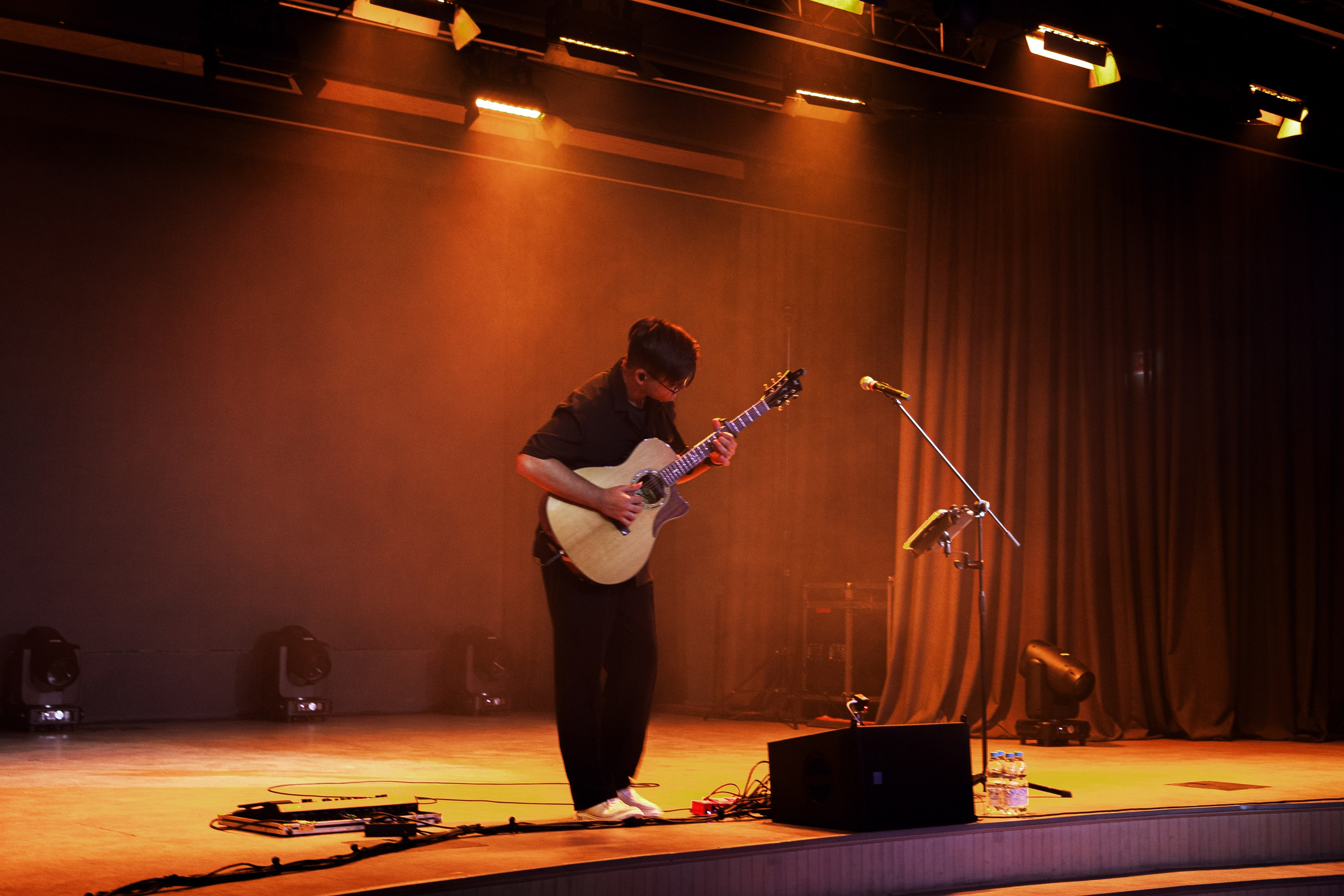 Дамир. Сольник Ноябрь 2025. Design Muginov