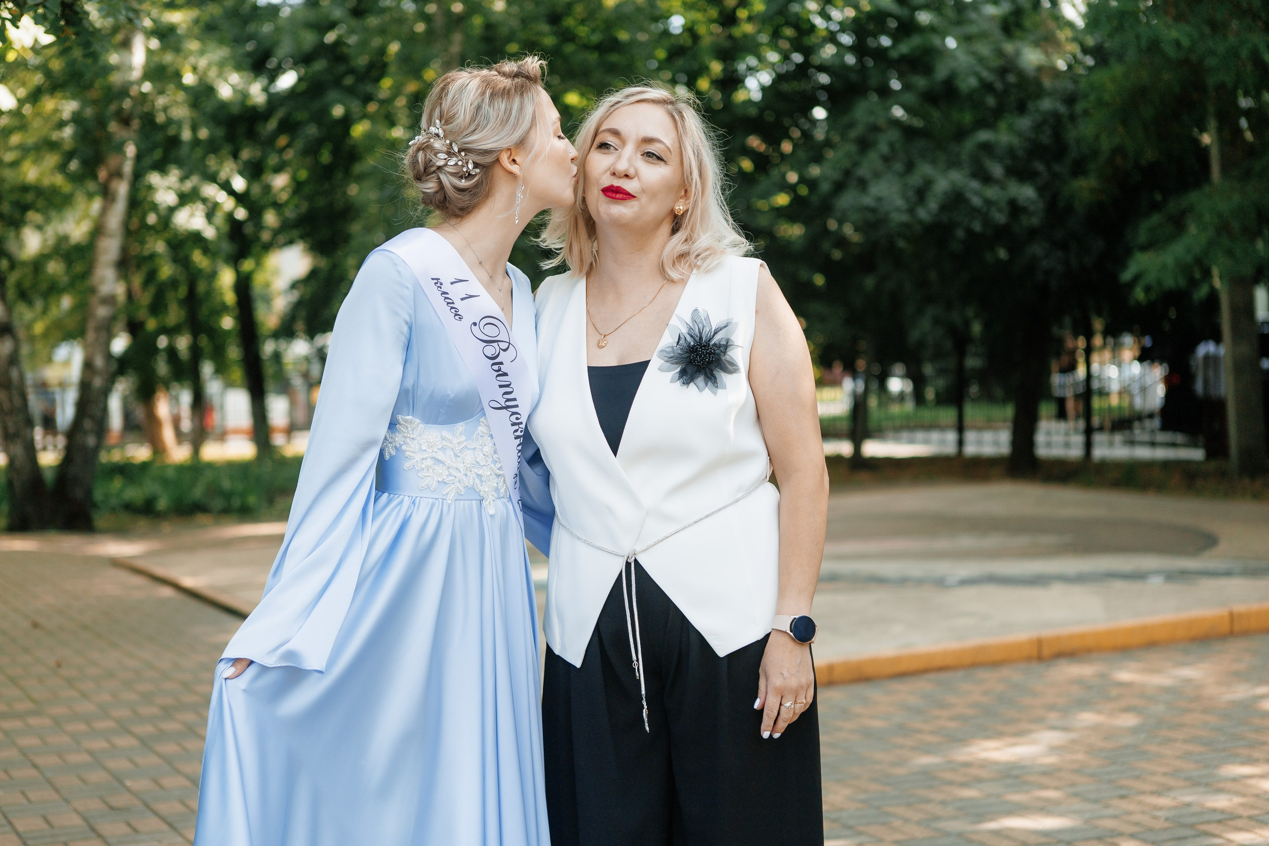 Выпускной Гимназия 12 2024 г. Свадебный и портретный Фотограф в Липецке Дмитрий Котюков