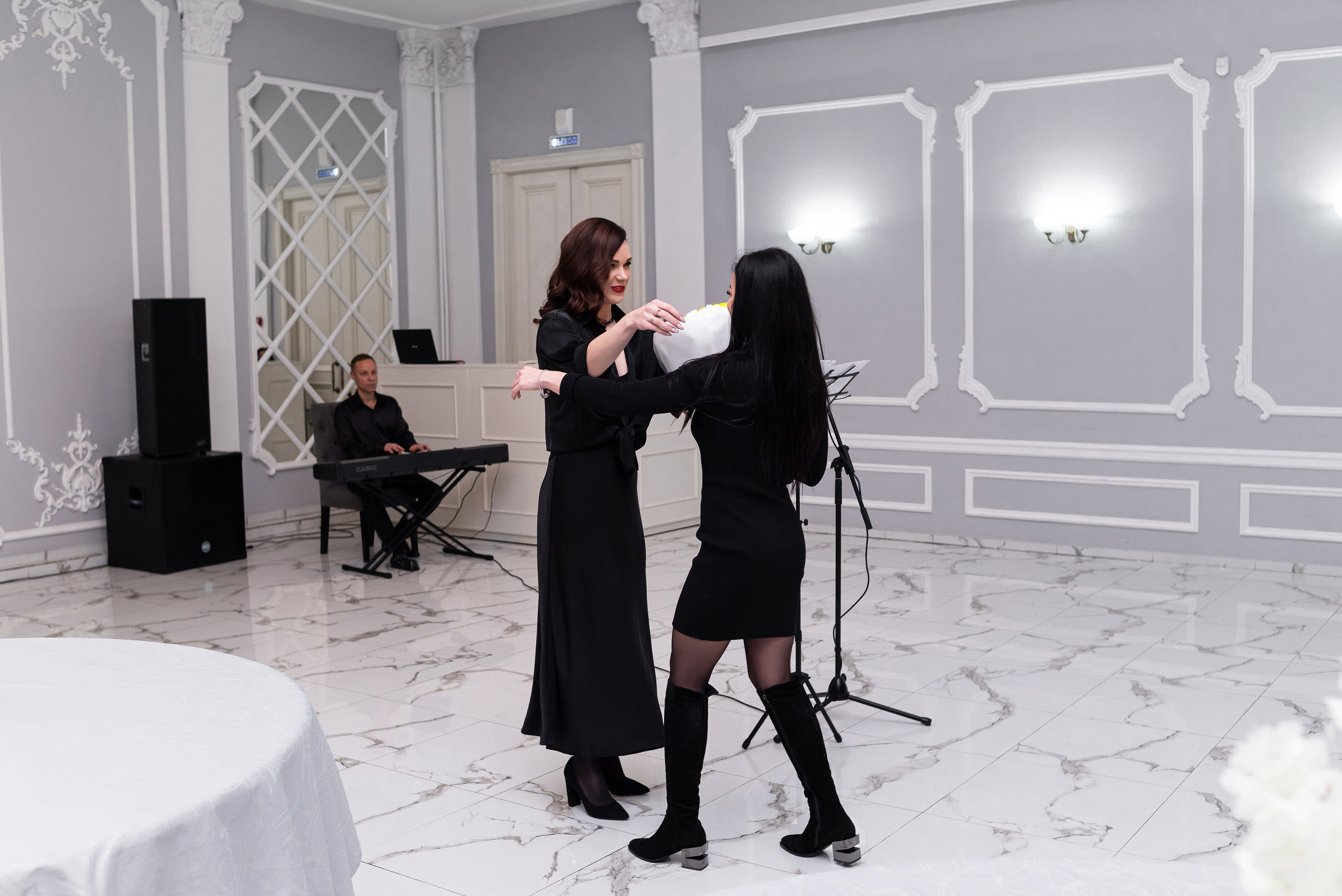 Поэтический вечер с Юлией Амшинской. Бжицких Виталий — фотограф г. Ульяновск