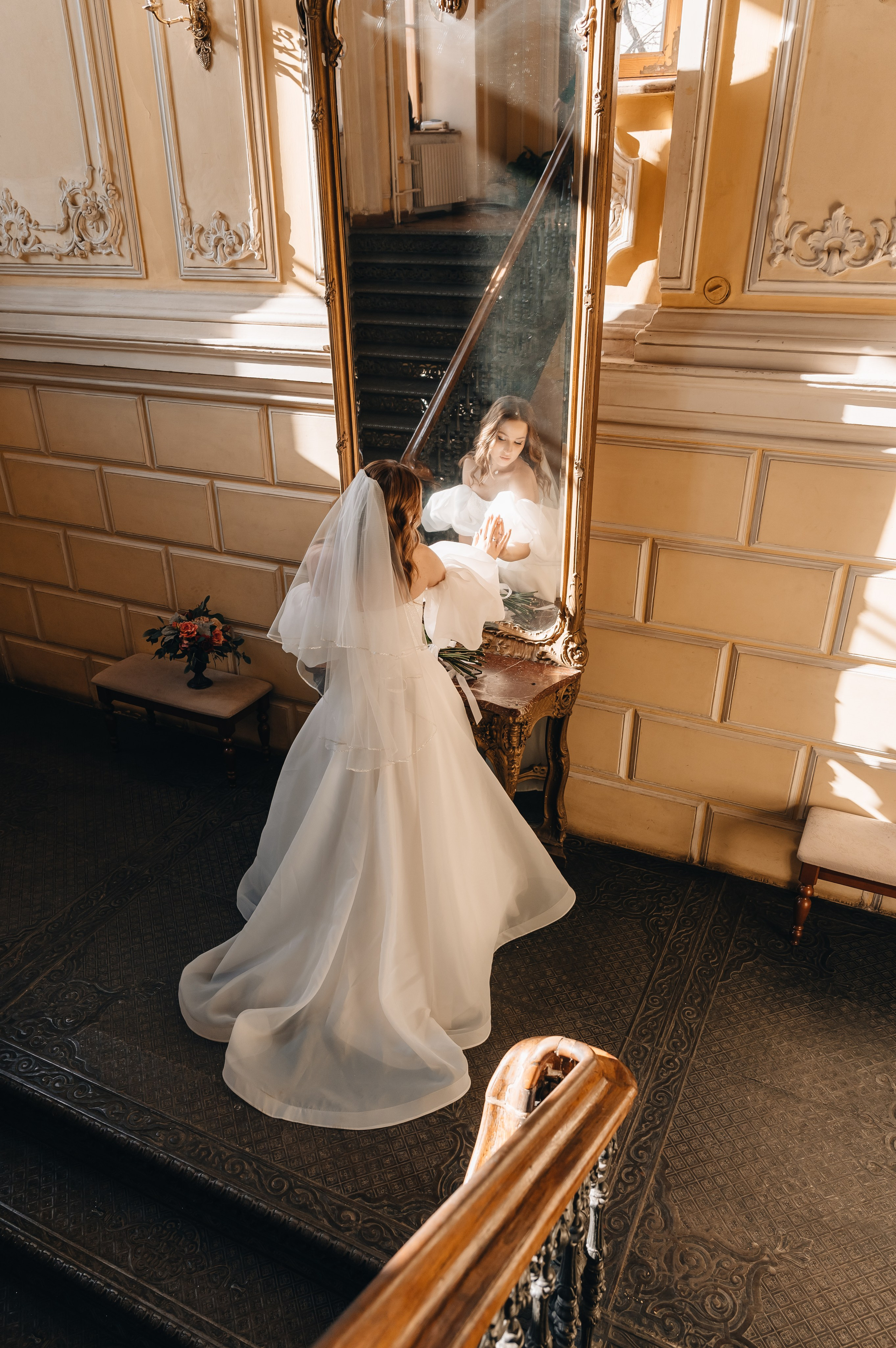 Свадебная фотосессия в библиотеке им. Пушкина. Портретный фотограф Москва Светлана Кашура
