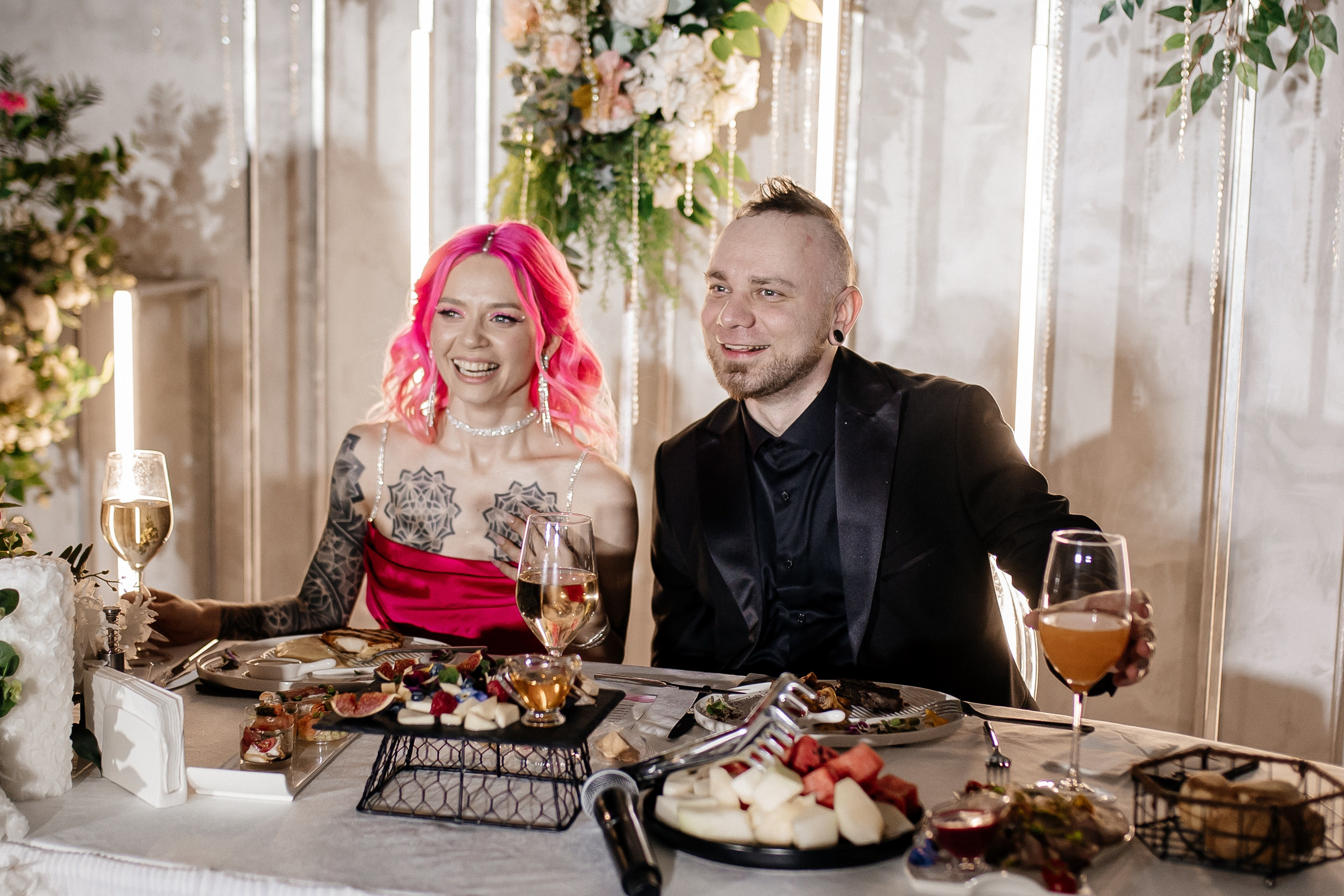 Саша и Таня 2024. Свадебный и портретный фотограф Алина Иванова. Екатеринбург-Москва