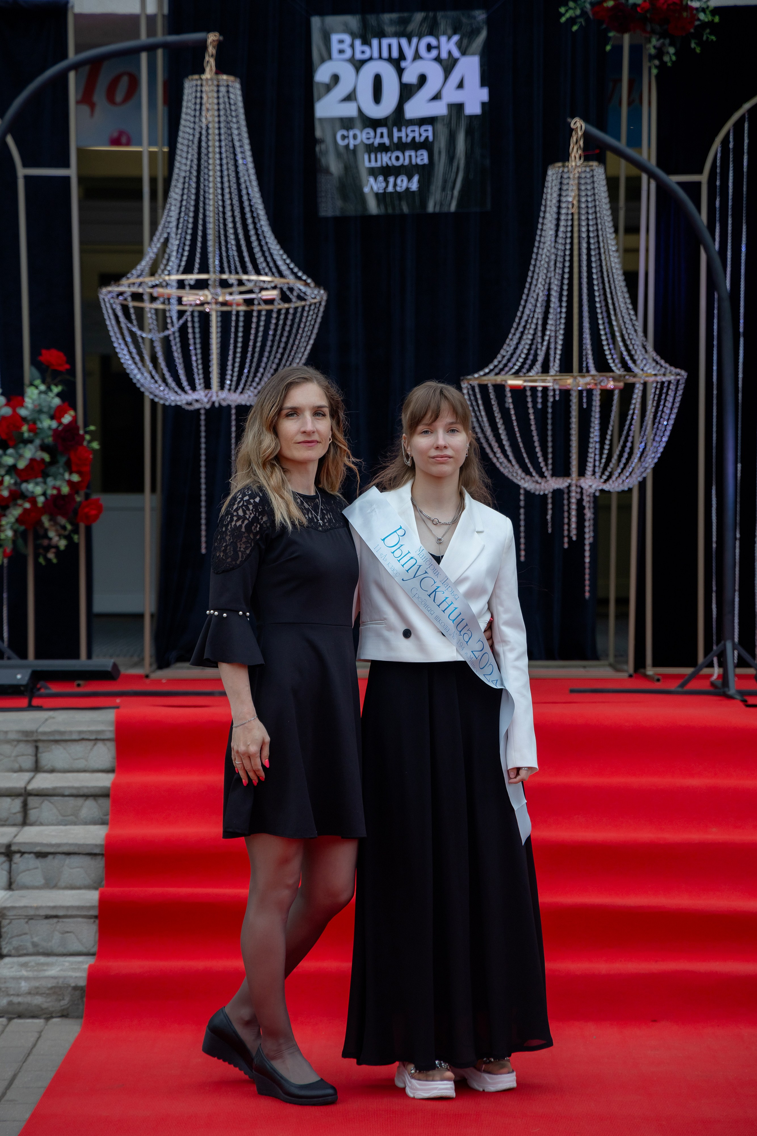 Школьный выпускной 2024 год в Соколе (Минск). Свадебный фотограф в Минске/Беларуси Сергей Спиридонов