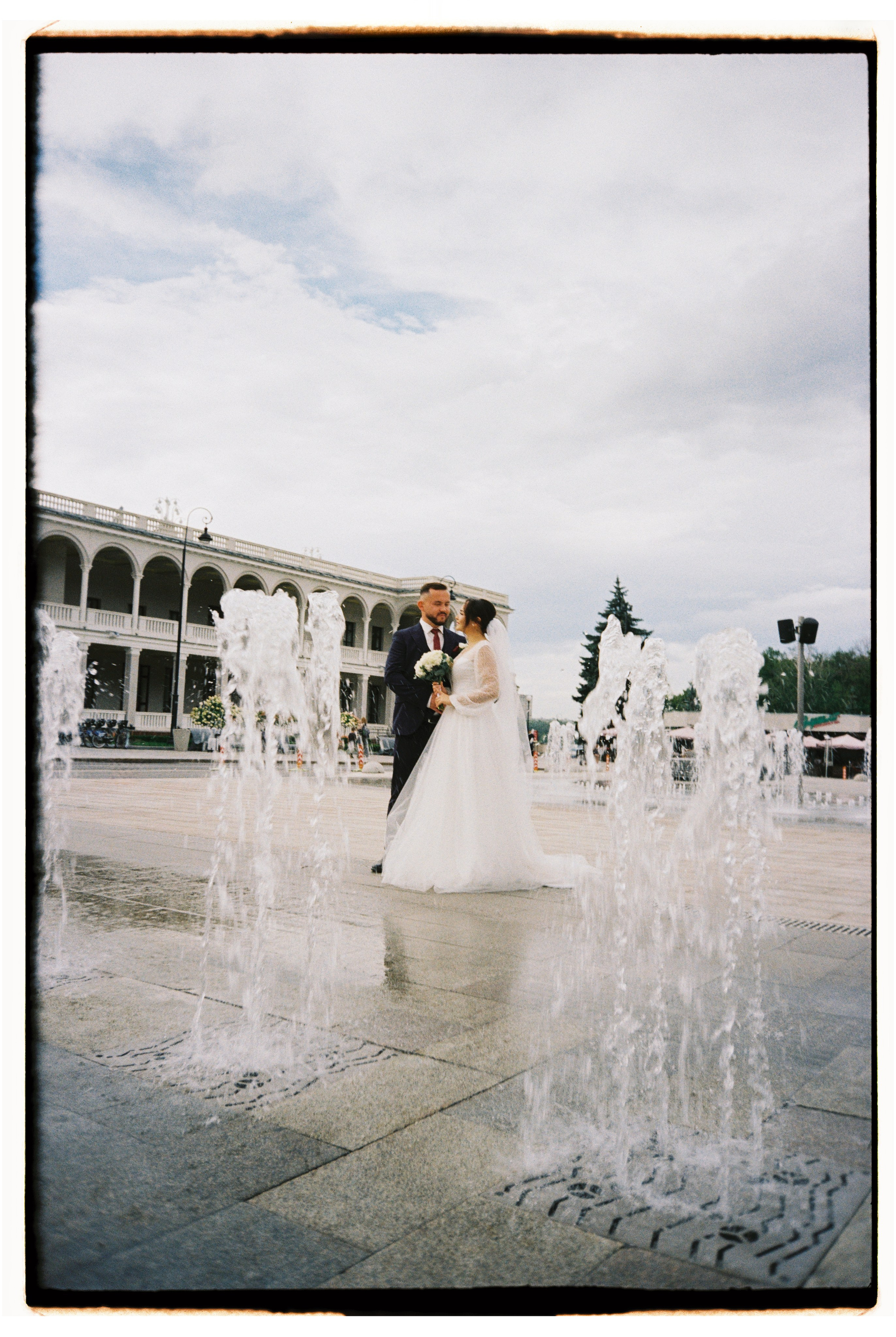 Рустам & Земфира. Пленка. Сестры Карабаза. Фотографы и ретушеры в Москве и Санкт-Петербурге