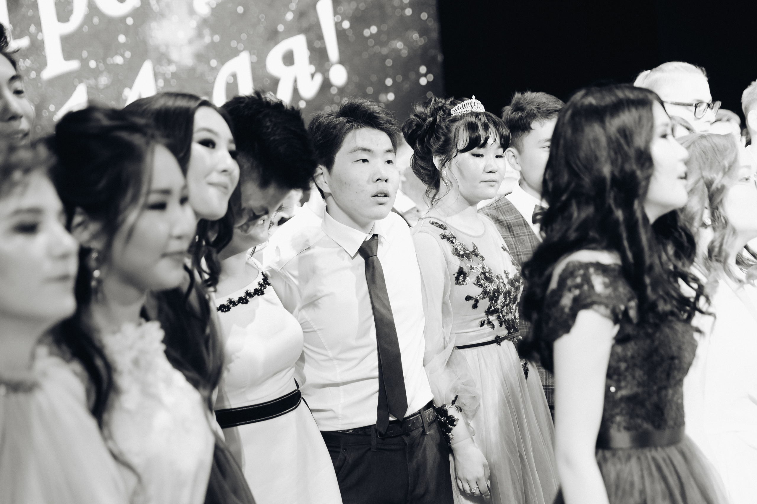 Вручение аттестатов 14 Гимназия. Свадебный и семейный фотограф в Улан-Удэ