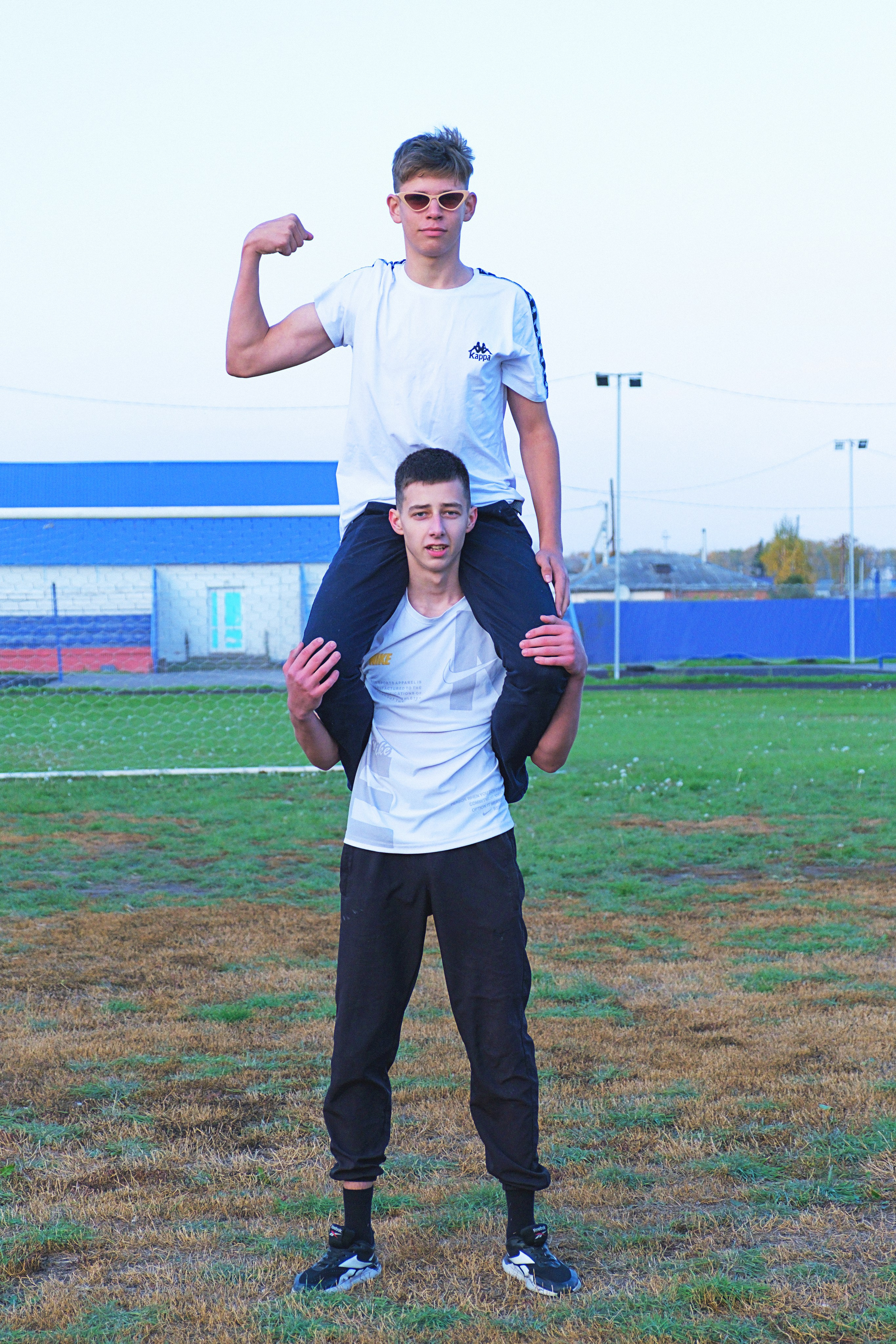 Выпускной альбом 2024. Фотограф и видеограф в Омск/Москва Сащенко Лера