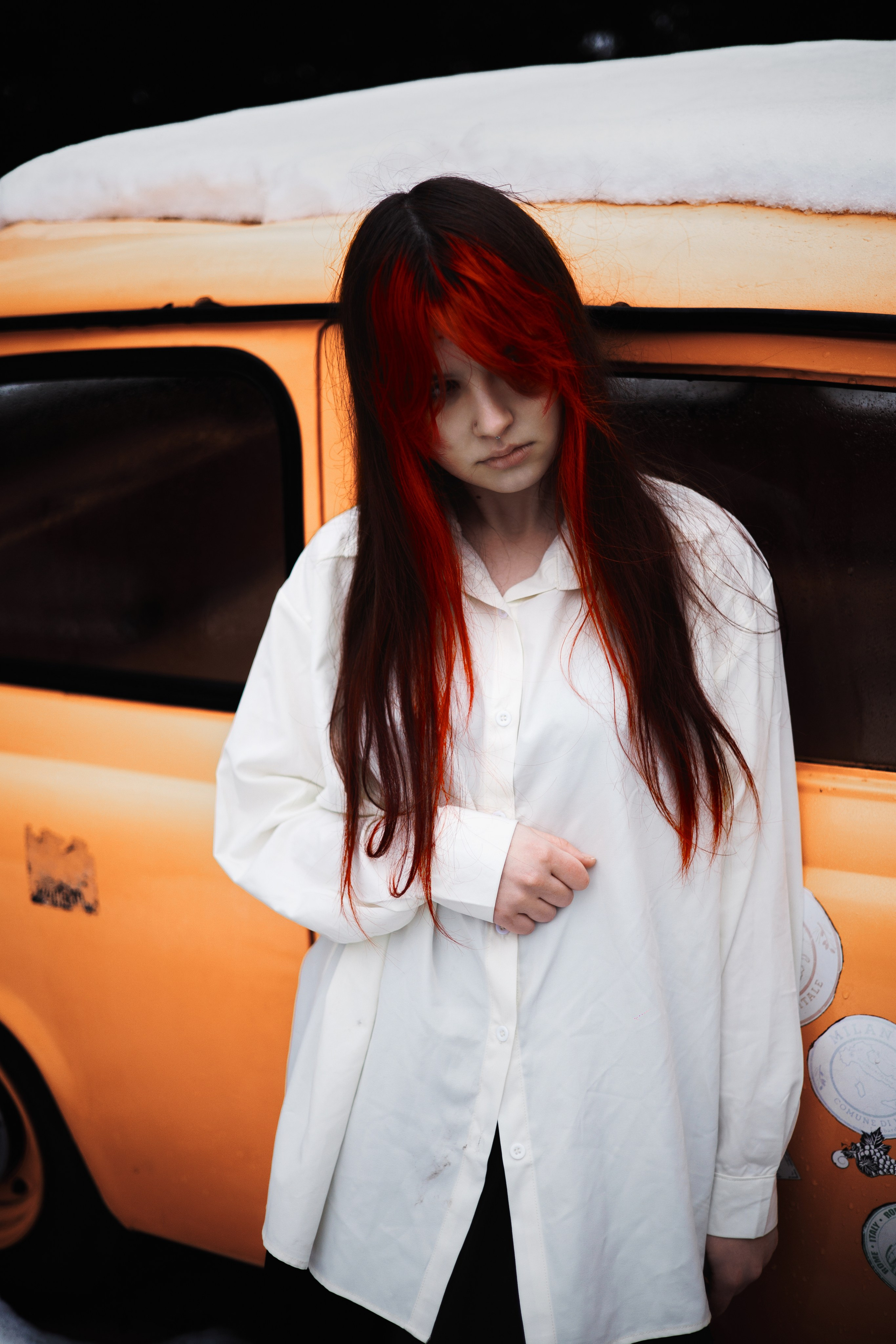 женский портрет на улице естественный свет