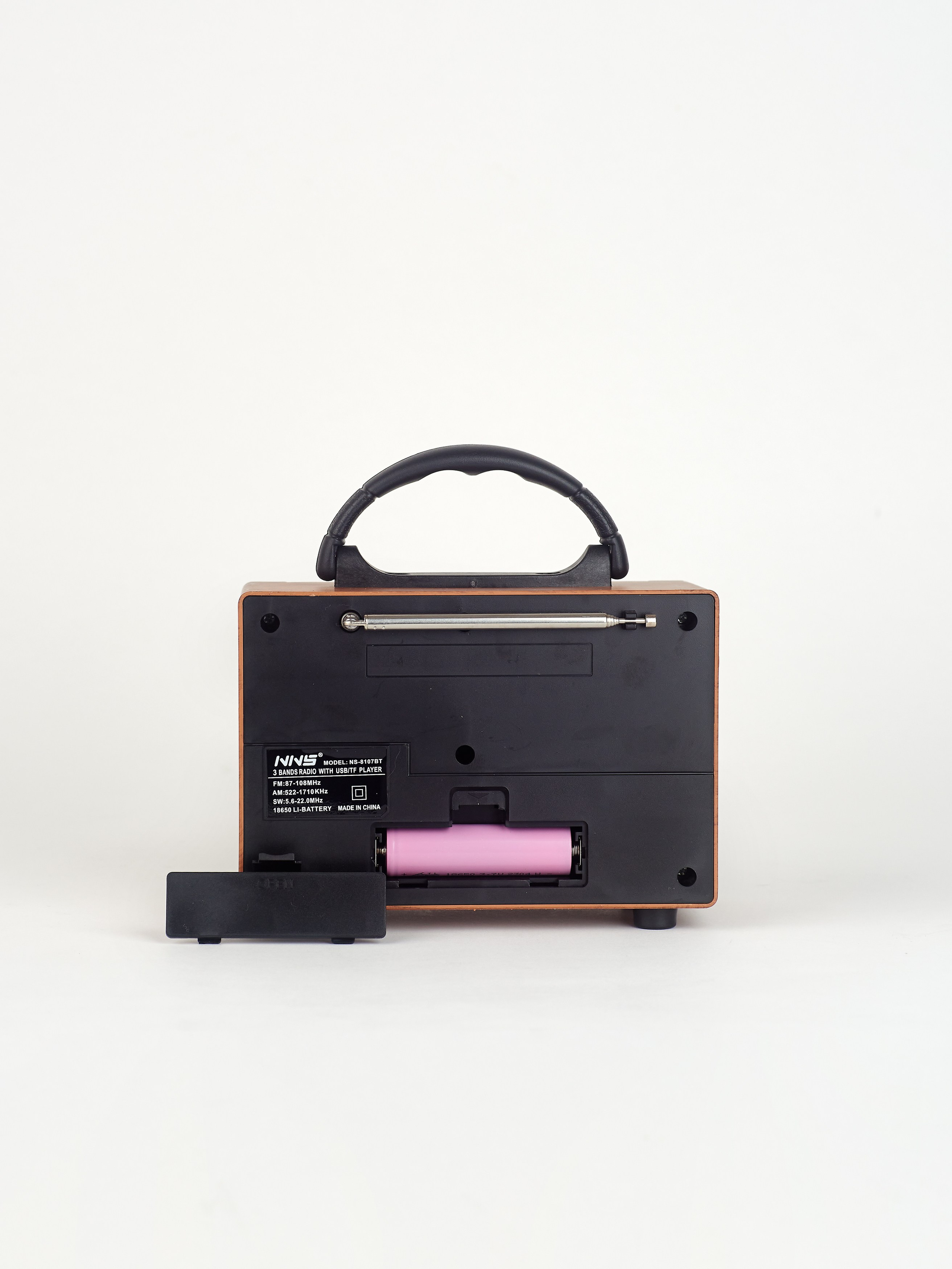 Радио. Предметный фотограф, инфографика и видео в Санкт-Петербурге