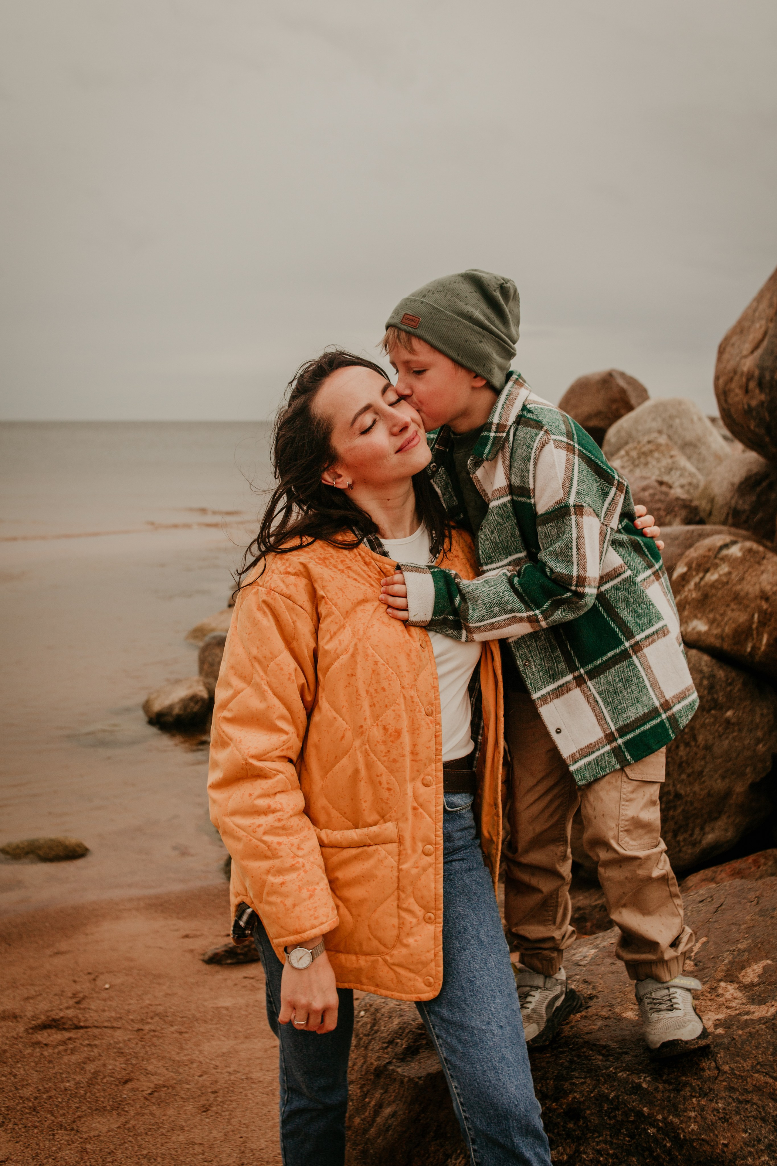 Семейное утро на Ладоге — Фотосессия на природе. Семейный фотограф во Всеволожске и Санкт-Петербурге Юлия Капустина