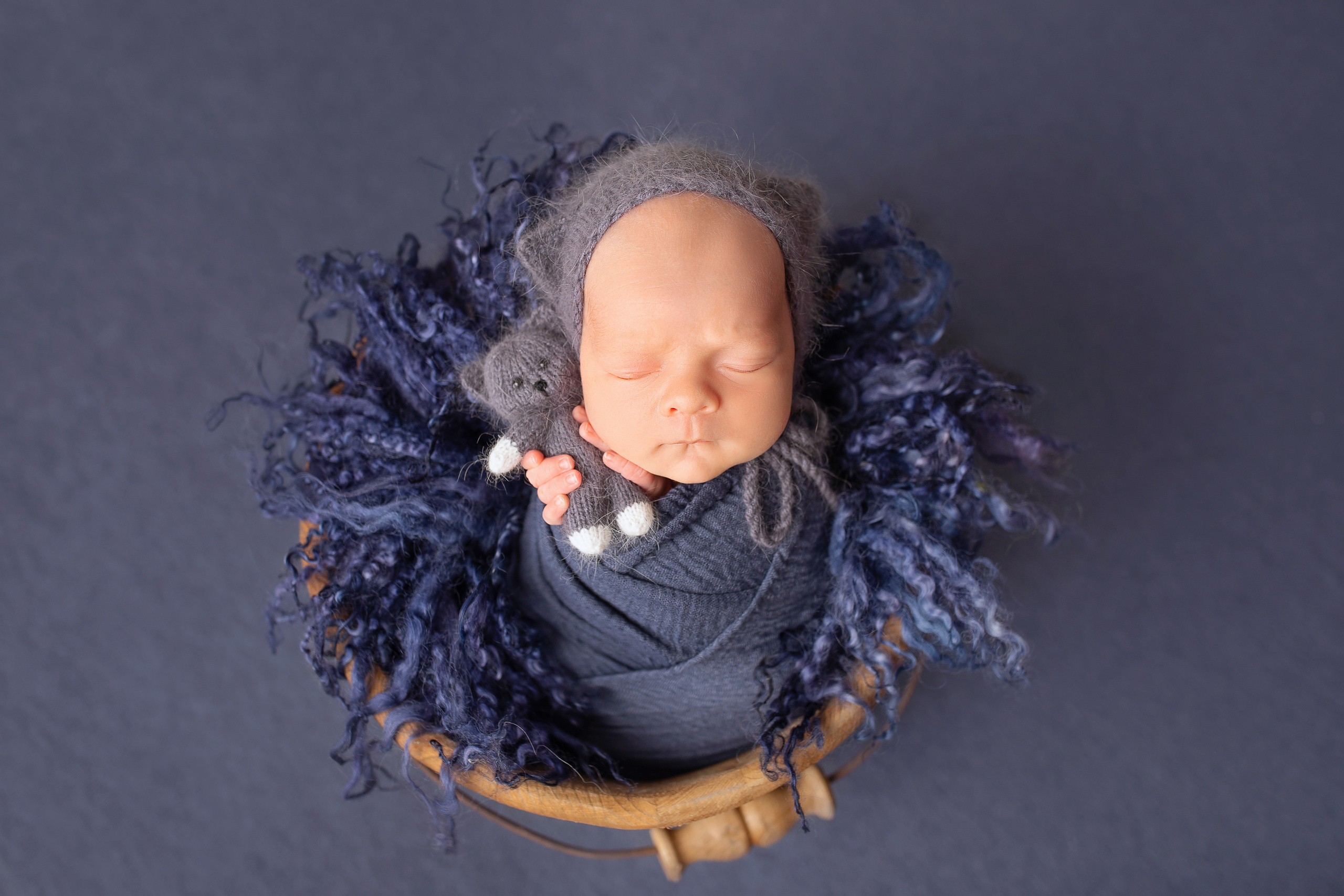 Фотосессия новорожденного мальчик в Хабаровске
