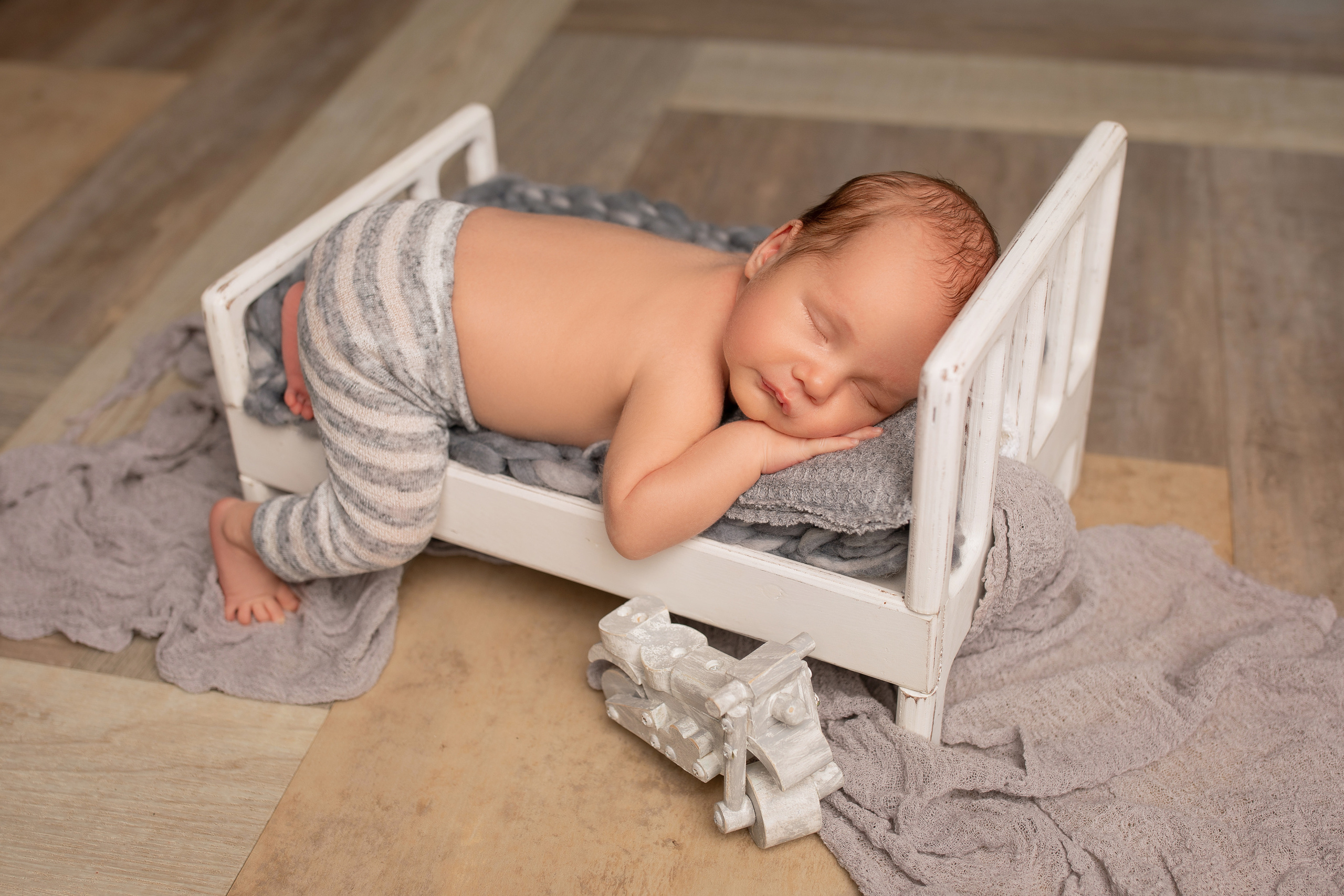 Лука и Василиса. Фотограф новорожденных и беременности в Хабаровске Варвара Титаева