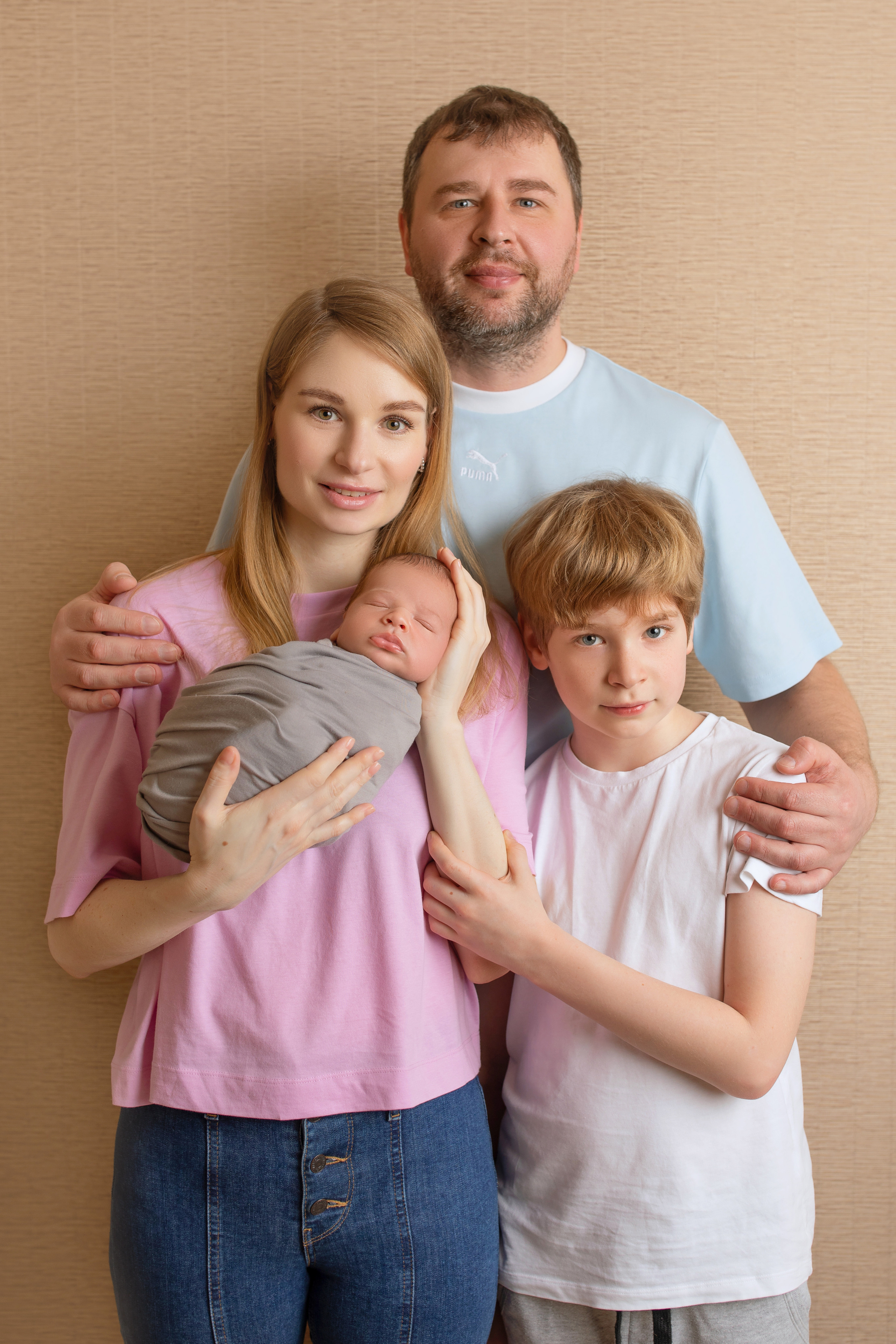 Семейные кадры съёмка новорожденного в Хабаровске