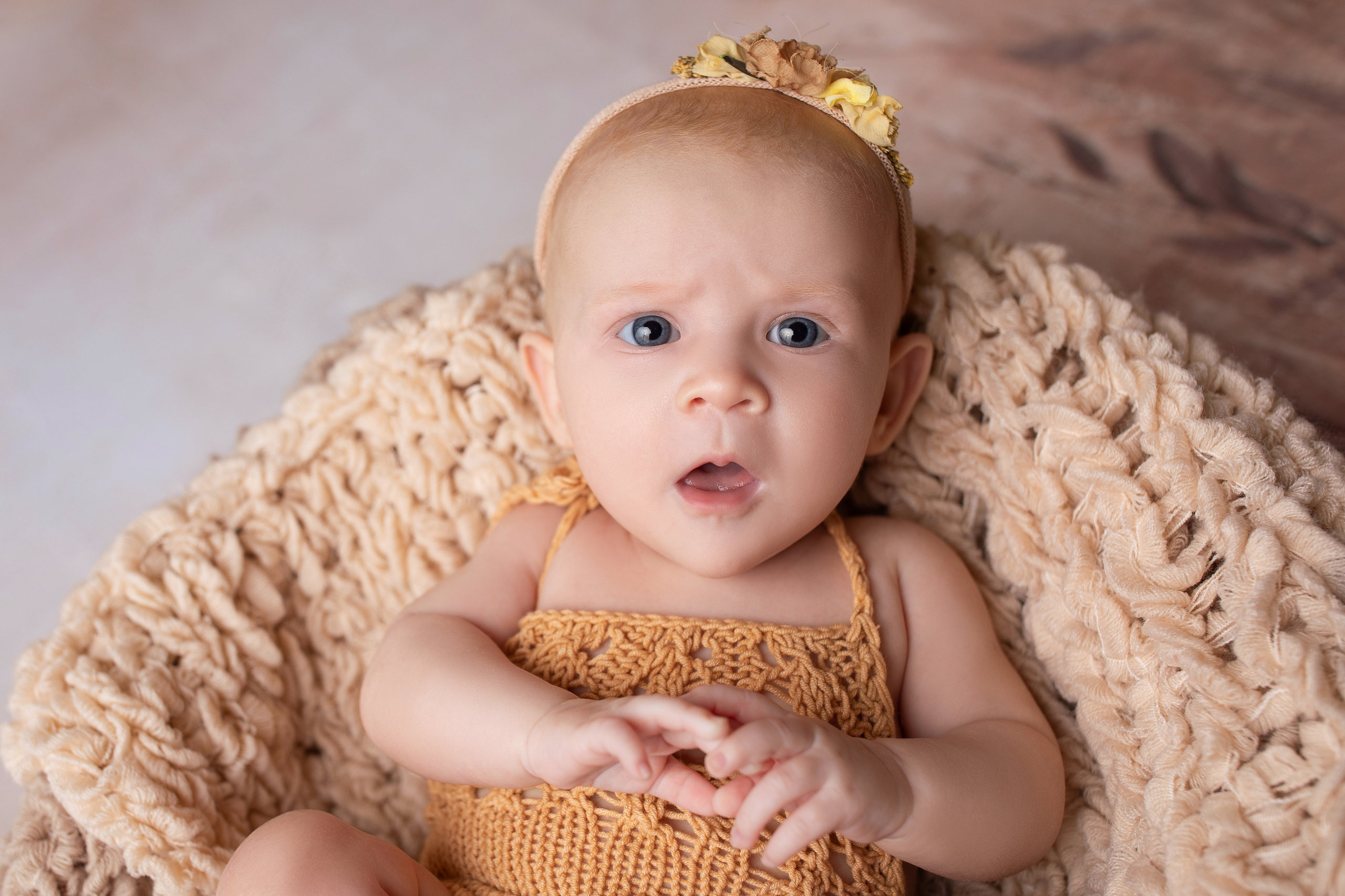 Фотосессия девочка 2 месяца в Хабаровске