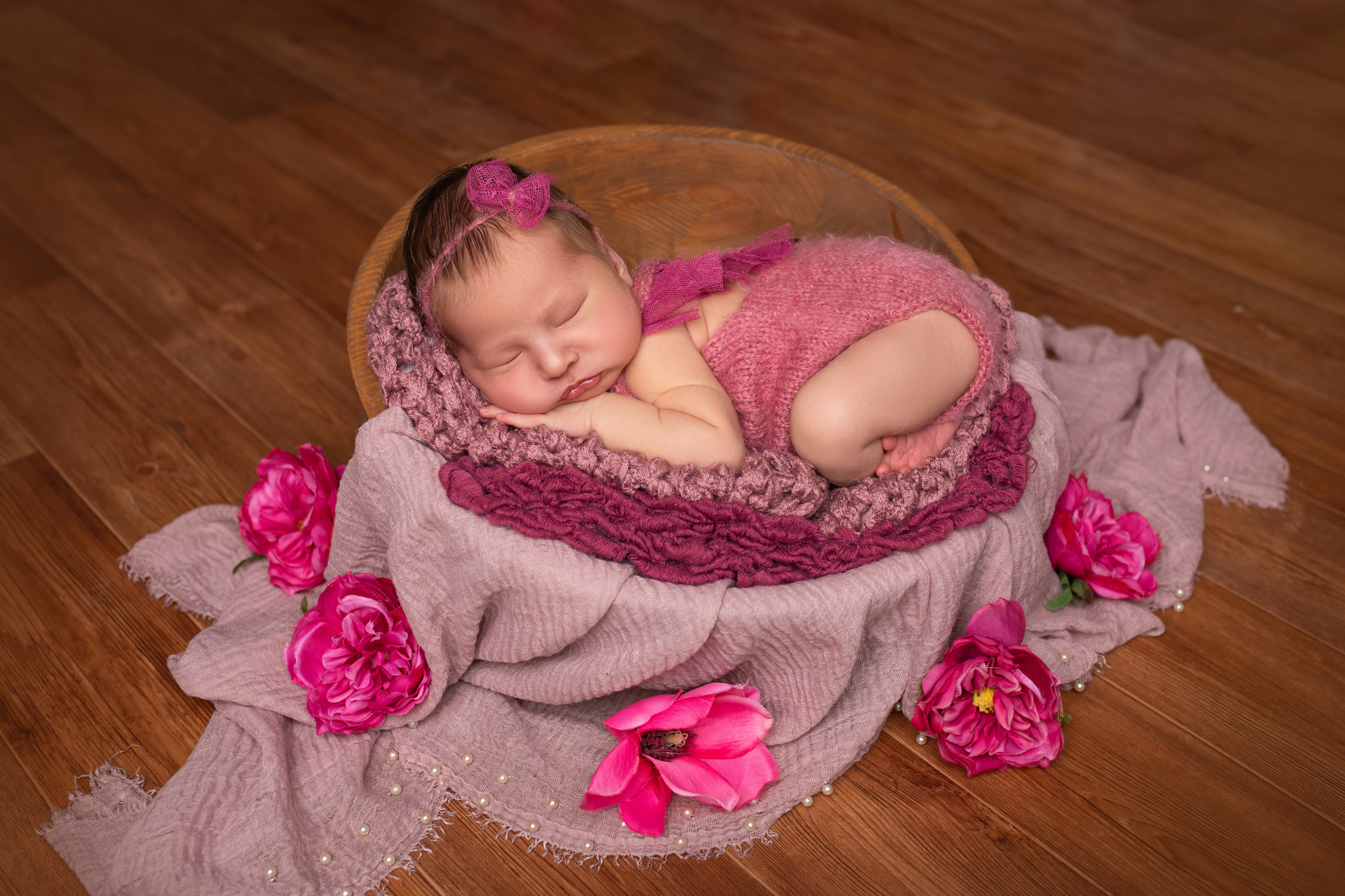 Фотосессия новорожденной девочки в Хабаровске