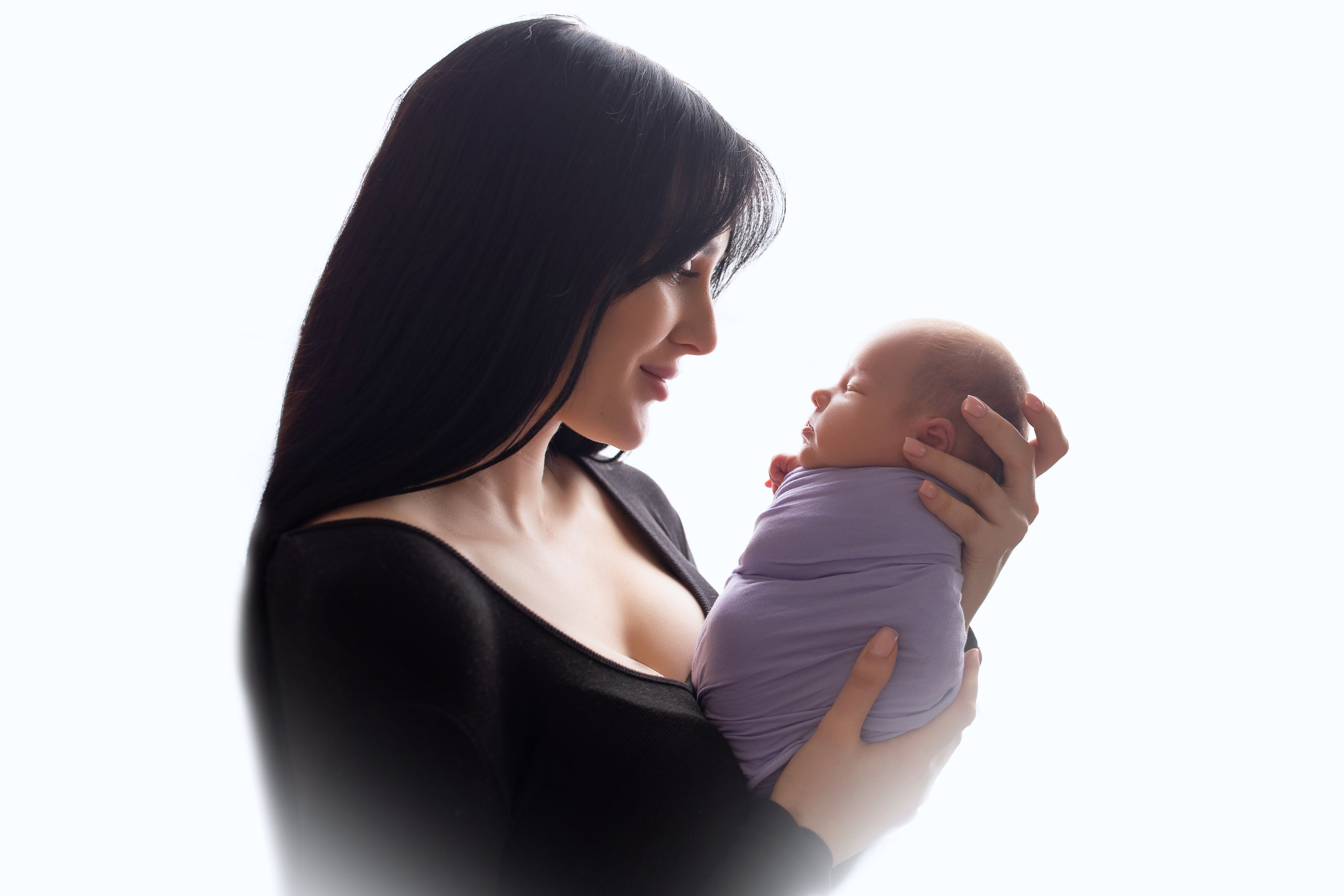 Фотосессия новорожденного кадры с мамой в Хабаровске