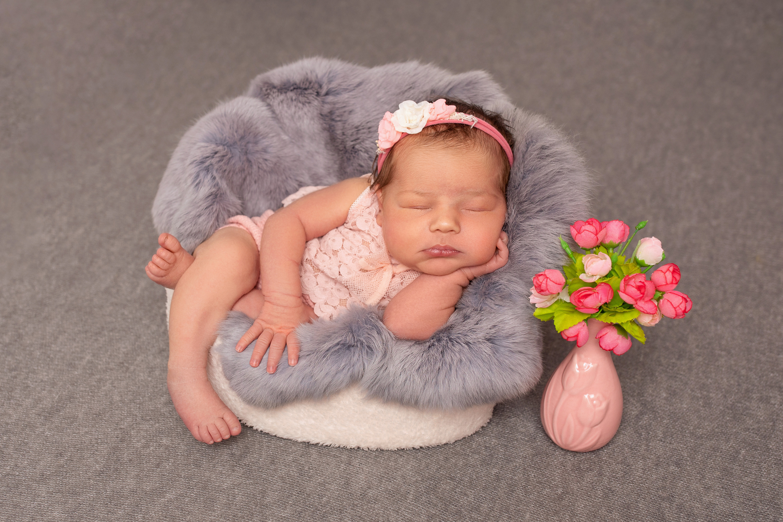 Фотосессия новорожденного в Хабаровске