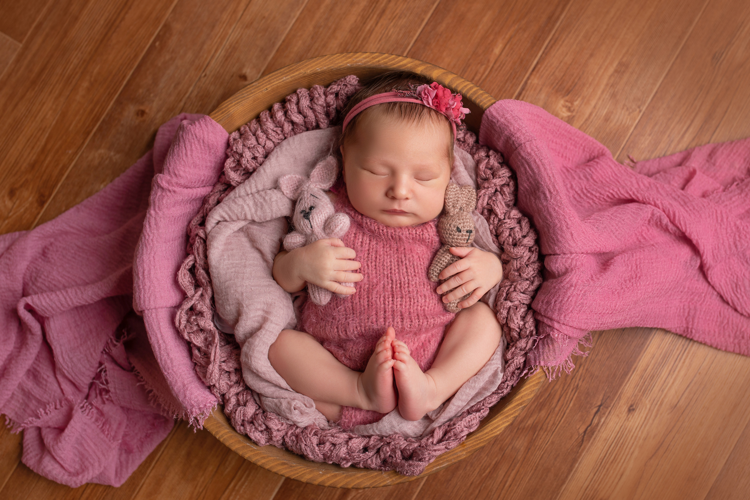 Фотосессия новорожденной девочки в Хабаровске