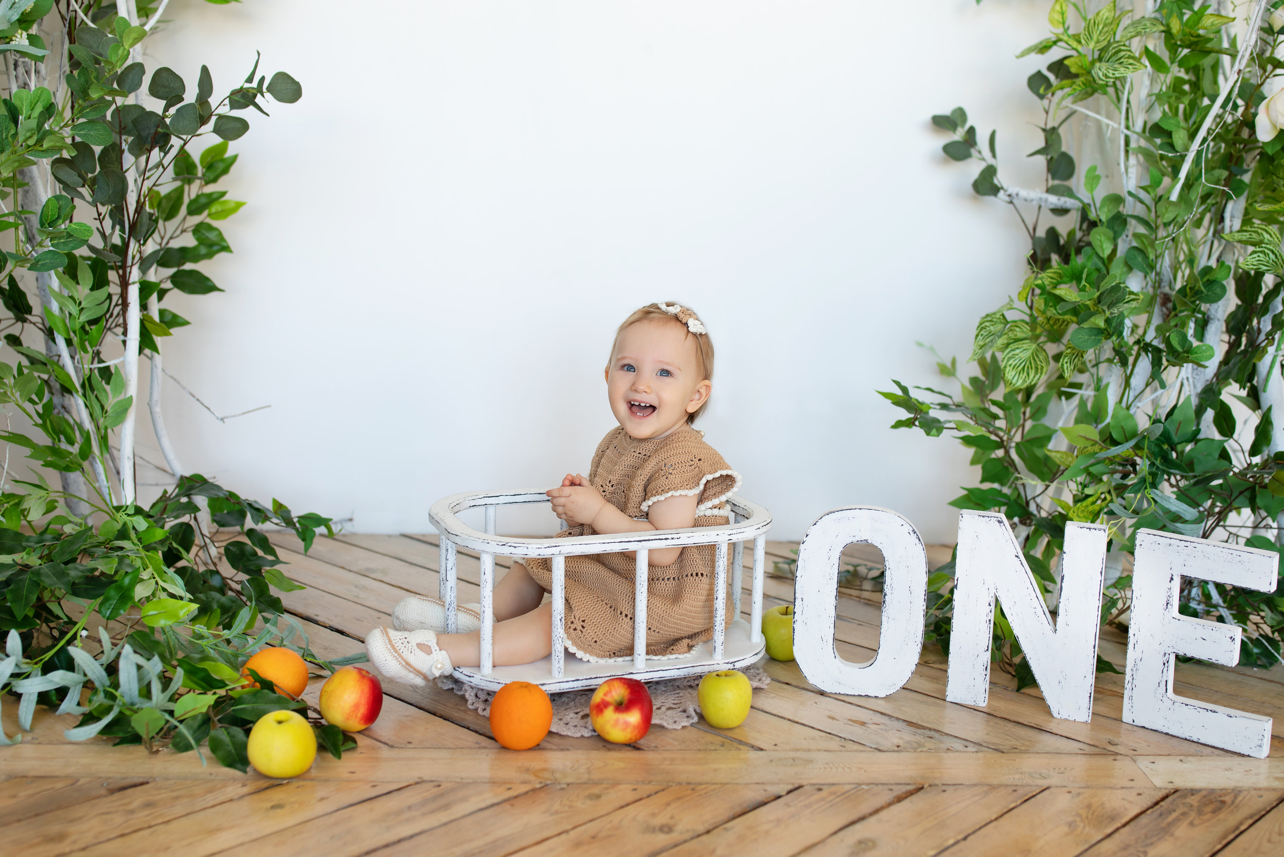 Студийная фотосессия 1 годик девочка в Хабаровске