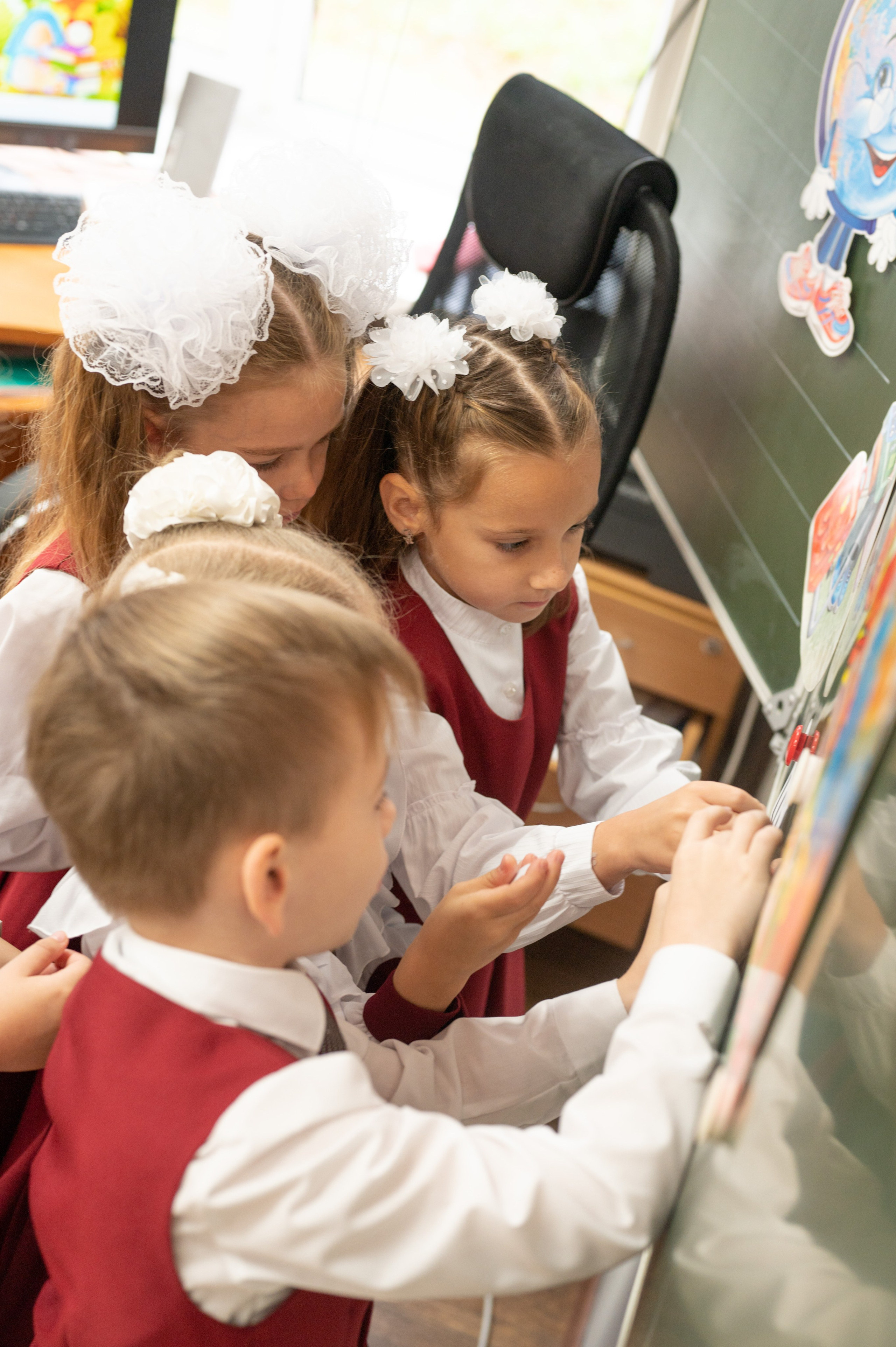 1 сентября 1 К 16 гимназия репортаж, линейка +в классе. Фотограф новорожденных, семейный детский в Тюмени Татьяна Морозова