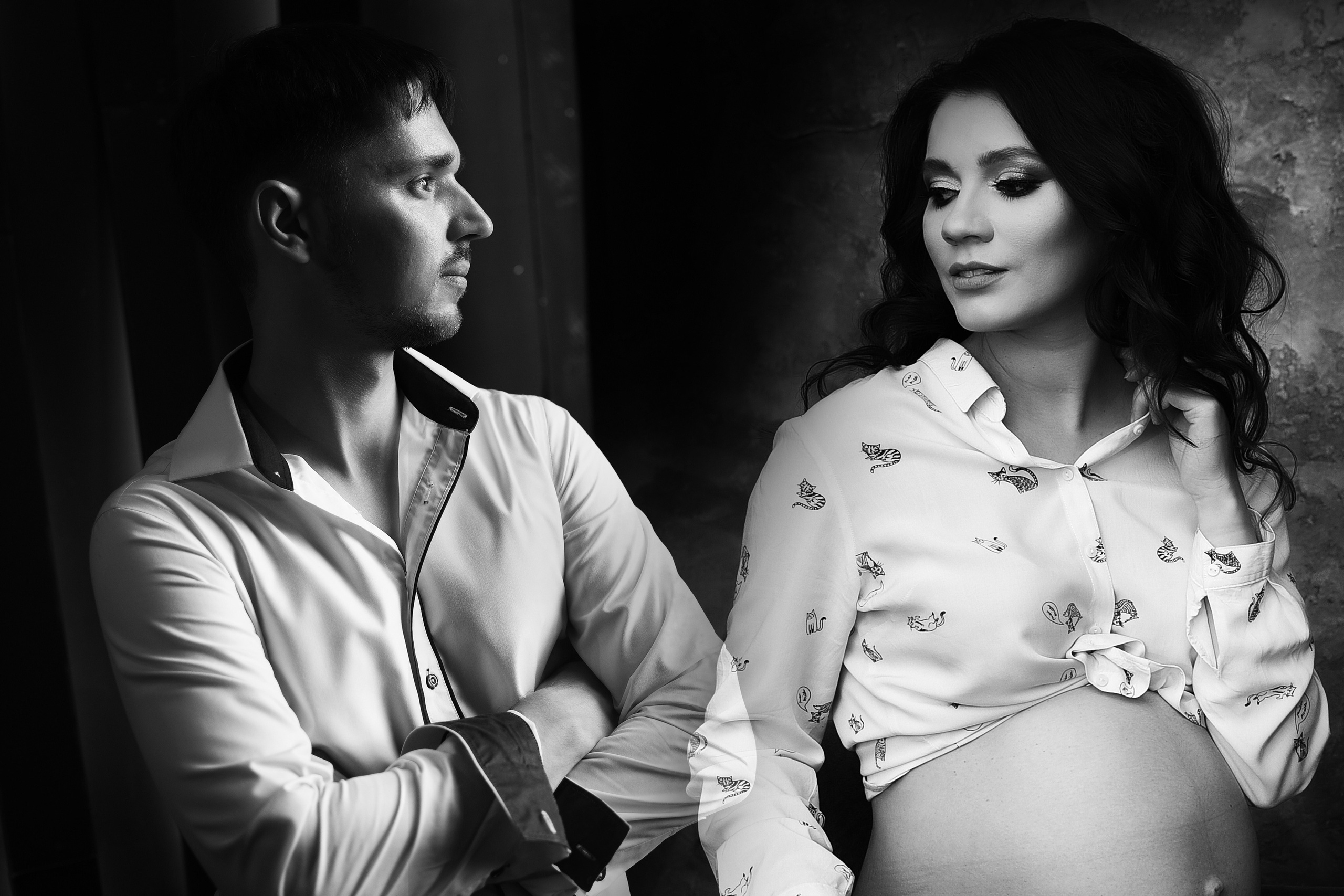 Фотосессия беременности студийная съемка. Свадебный, семейный, детский, контент фотограф в Омске Максим Ильин