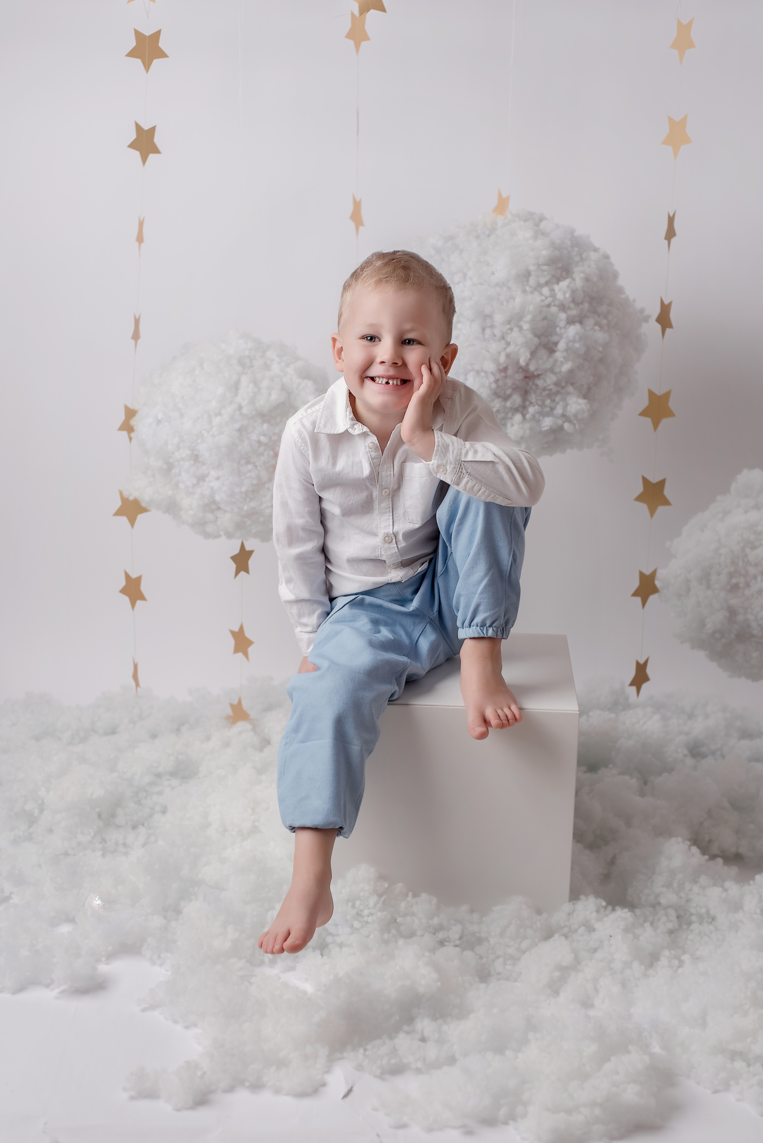 Облака Арина и Гоша. Детский фотограф в Долгопрудном и Москве