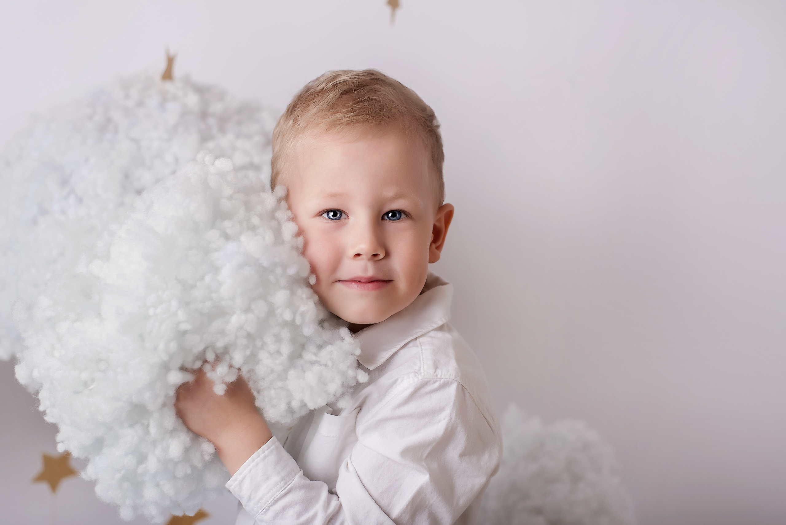 Облака Арина и Гоша. Детский фотограф в Долгопрудном и Москве