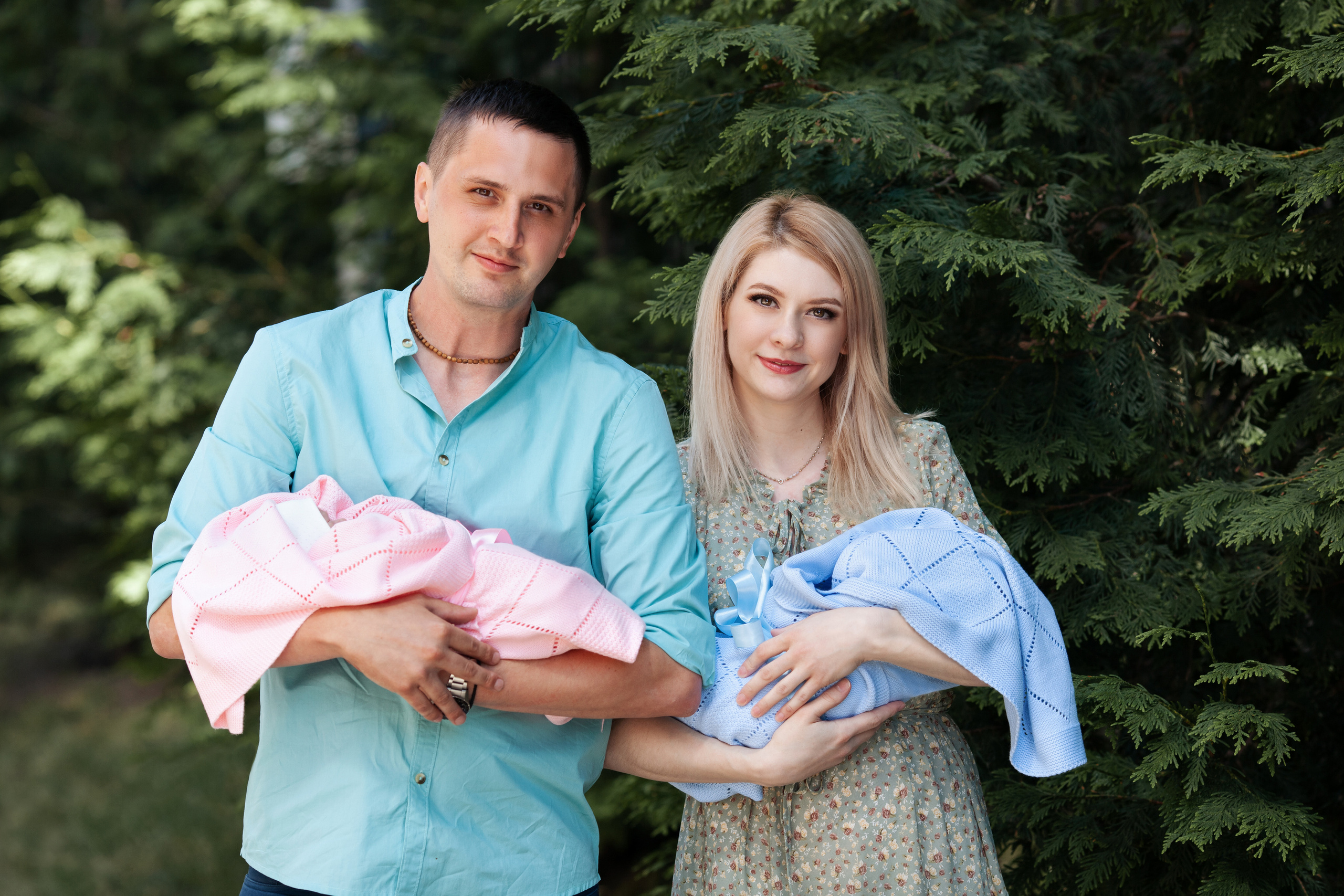 Выписка двойняшек из роддома Ставрополь Перинатальный центр. Фотограф Ставрополь Пятигорск Елизавета Дарина