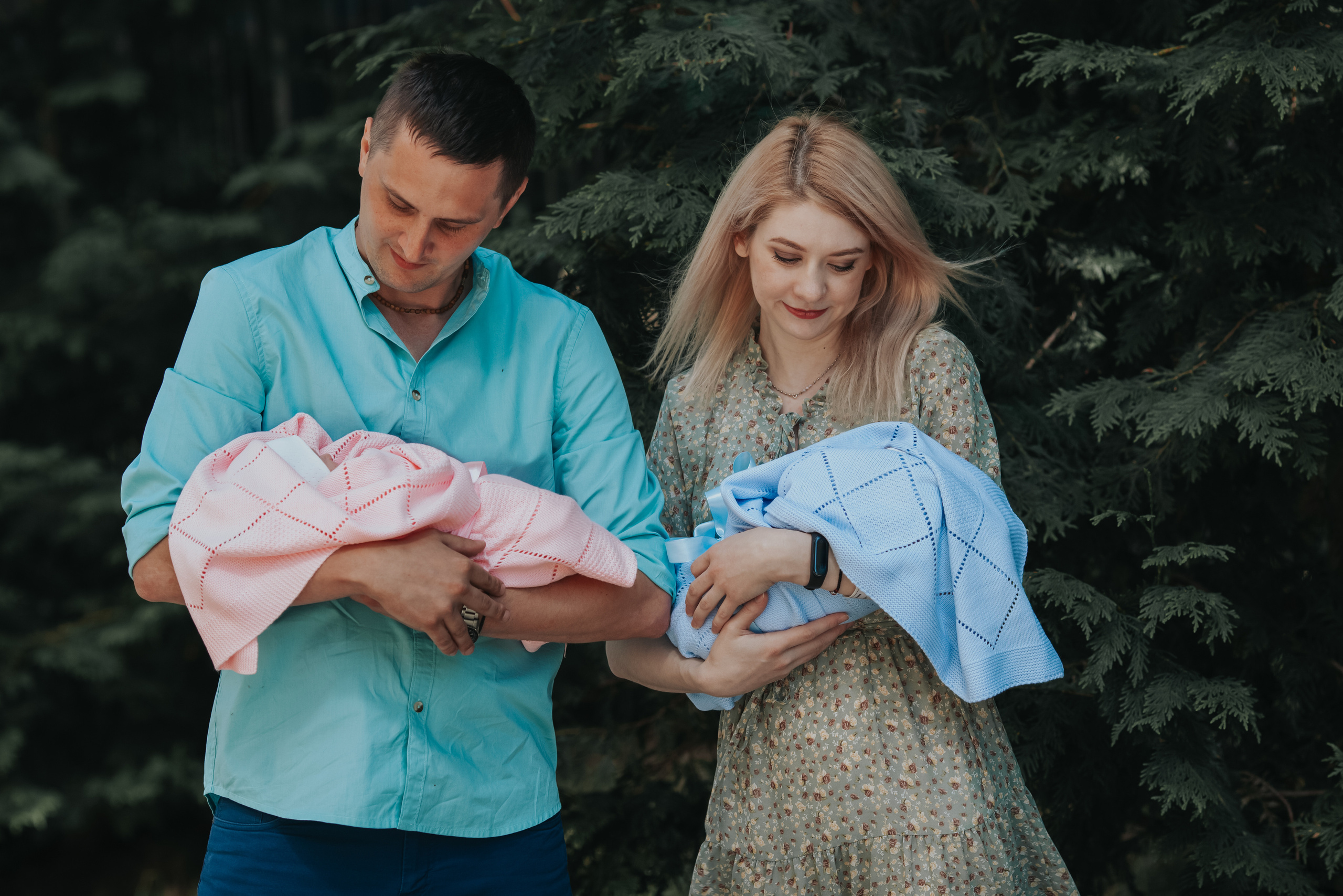 Выписка двойняшек из роддома Ставрополь Перинатальный центр. Фотограф Ставрополь Пятигорск Елизавета Дарина