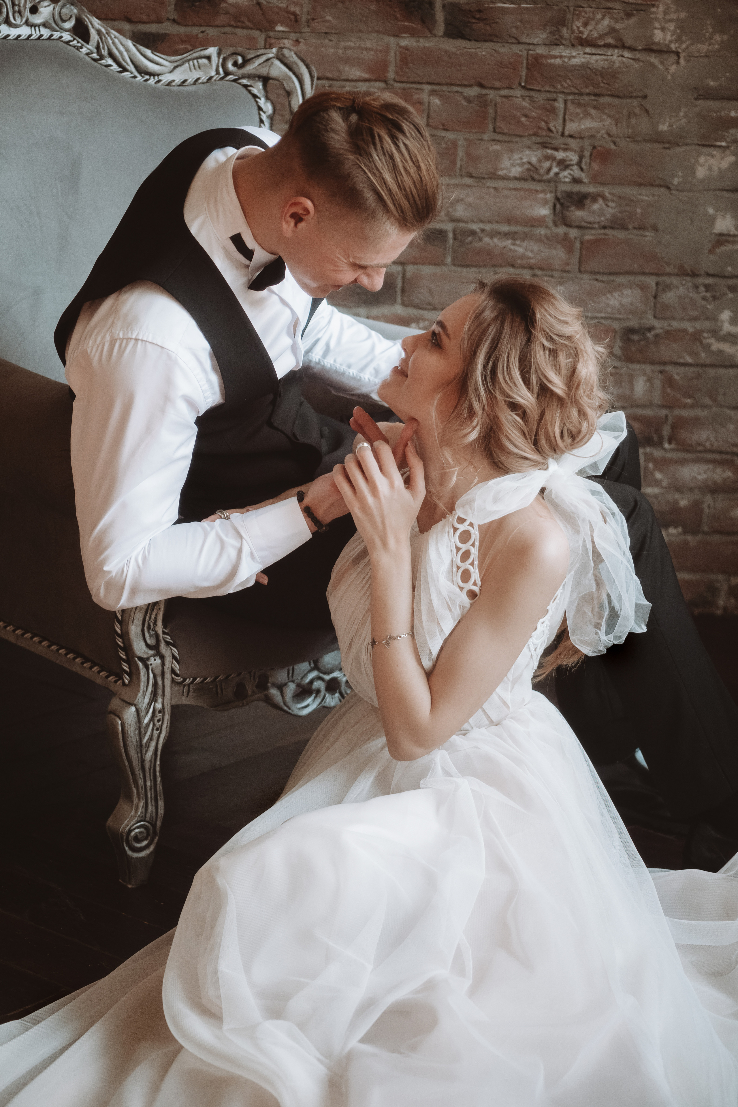 Студийная фотосессия жениха и невесты в Ставрополе. Фотограф Ставрополь Пятигорск Елизавета Дарина