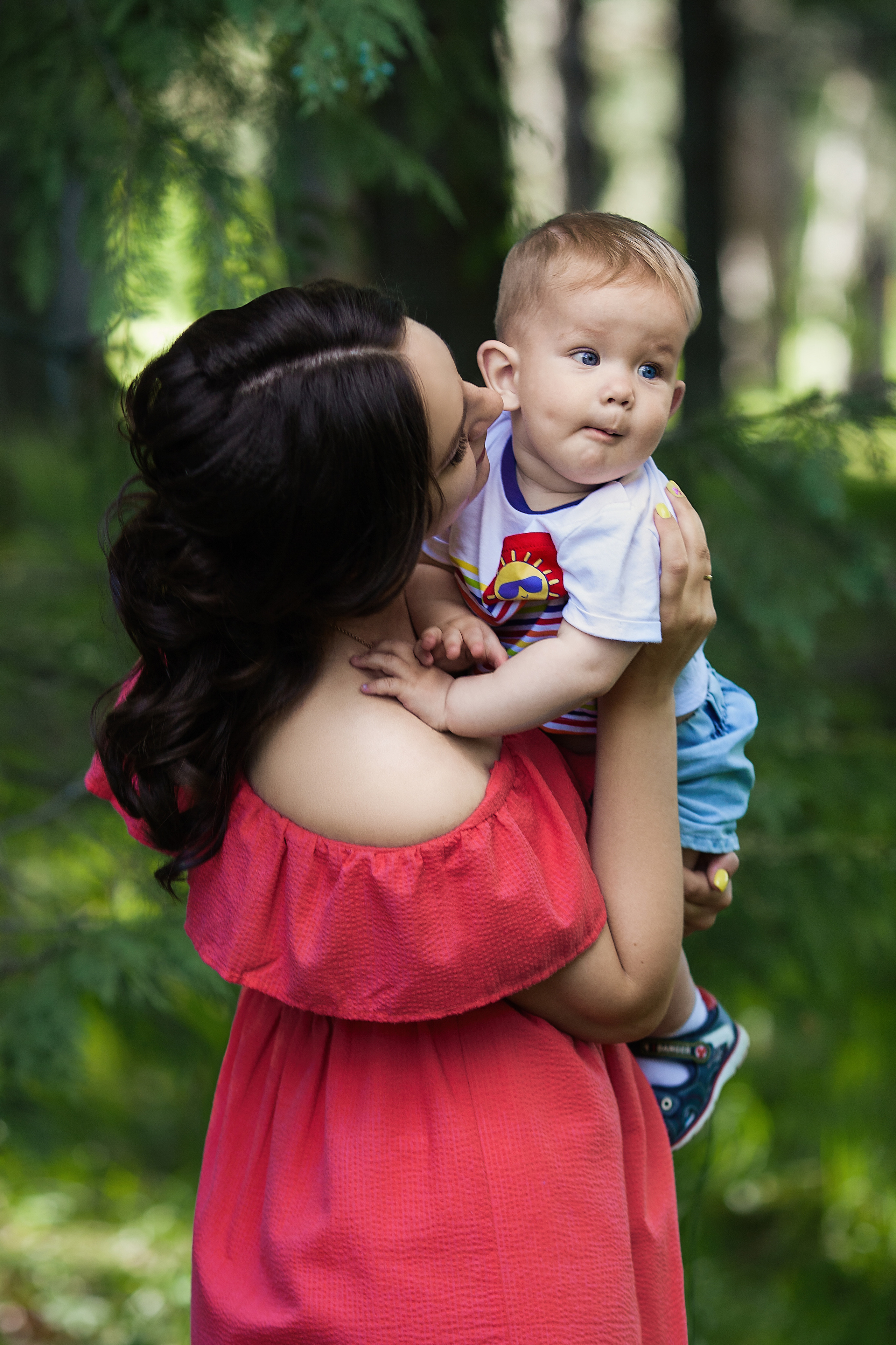 Летняя семейная фотосессия в ботаническом парке. Фотограф Ставрополь Пятигорск Елизавета Дарина