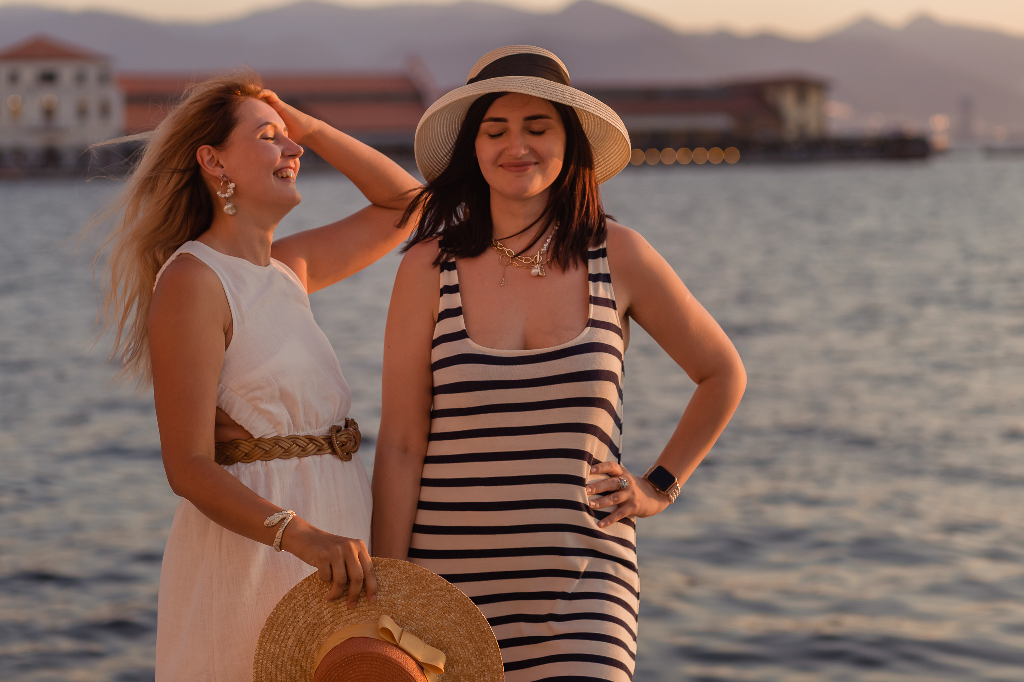 Traveling together. Professional family and children’s photographer in Izmir Irina Eron