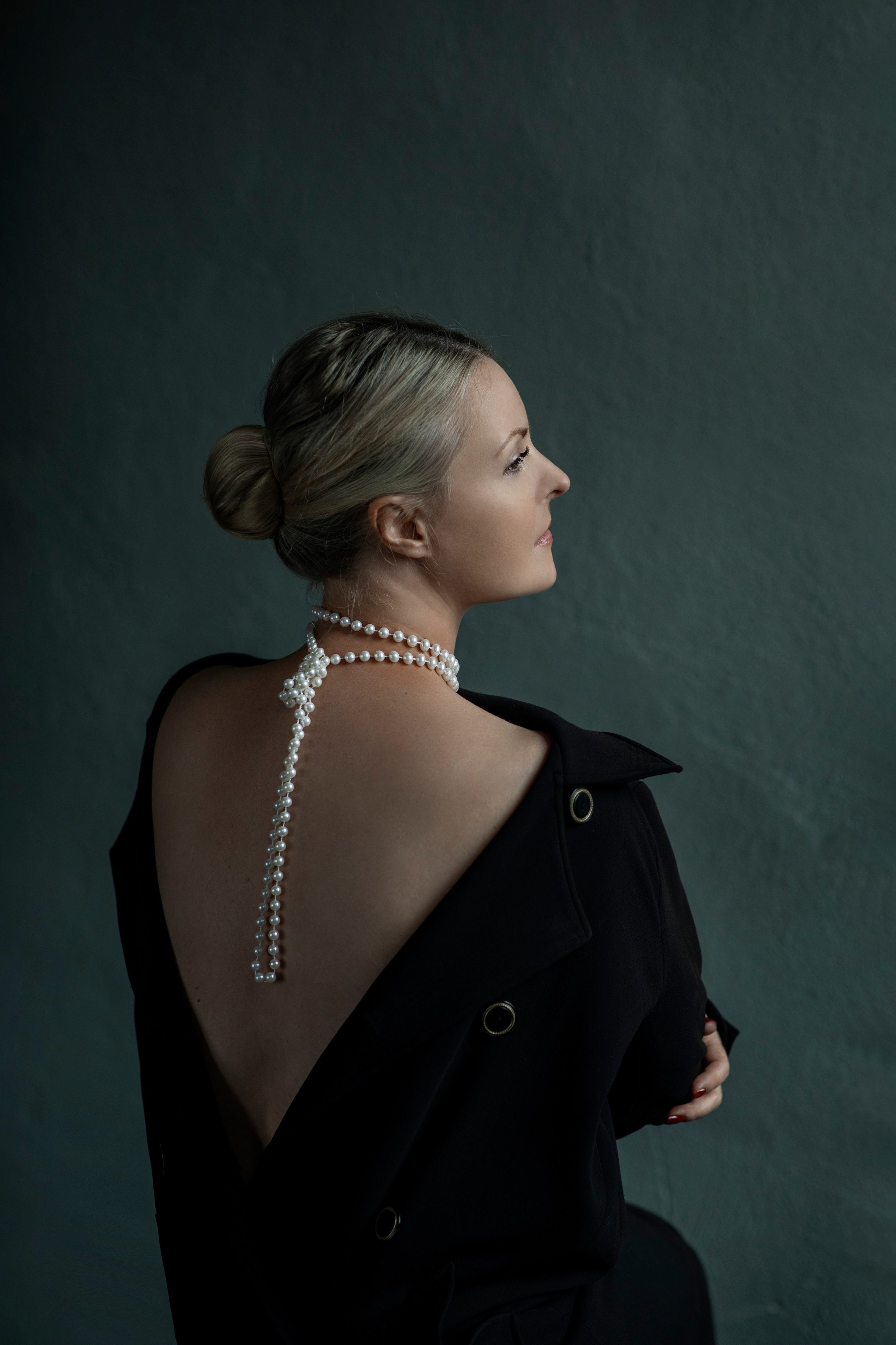 Чёрное пальто/фотодень. Фотограф в Санкт-Петербурге