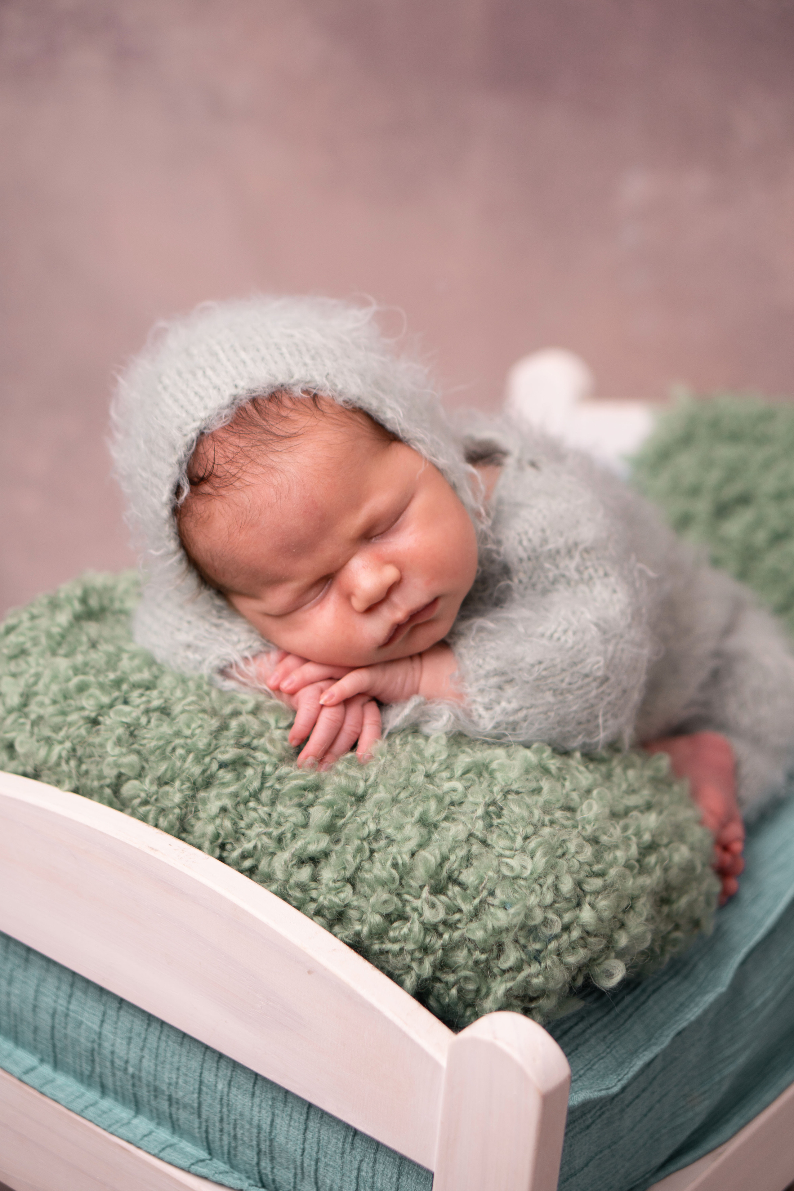 Новорожденные. Фотограф новорожденных, беременности и семейных фотосессий в Томске