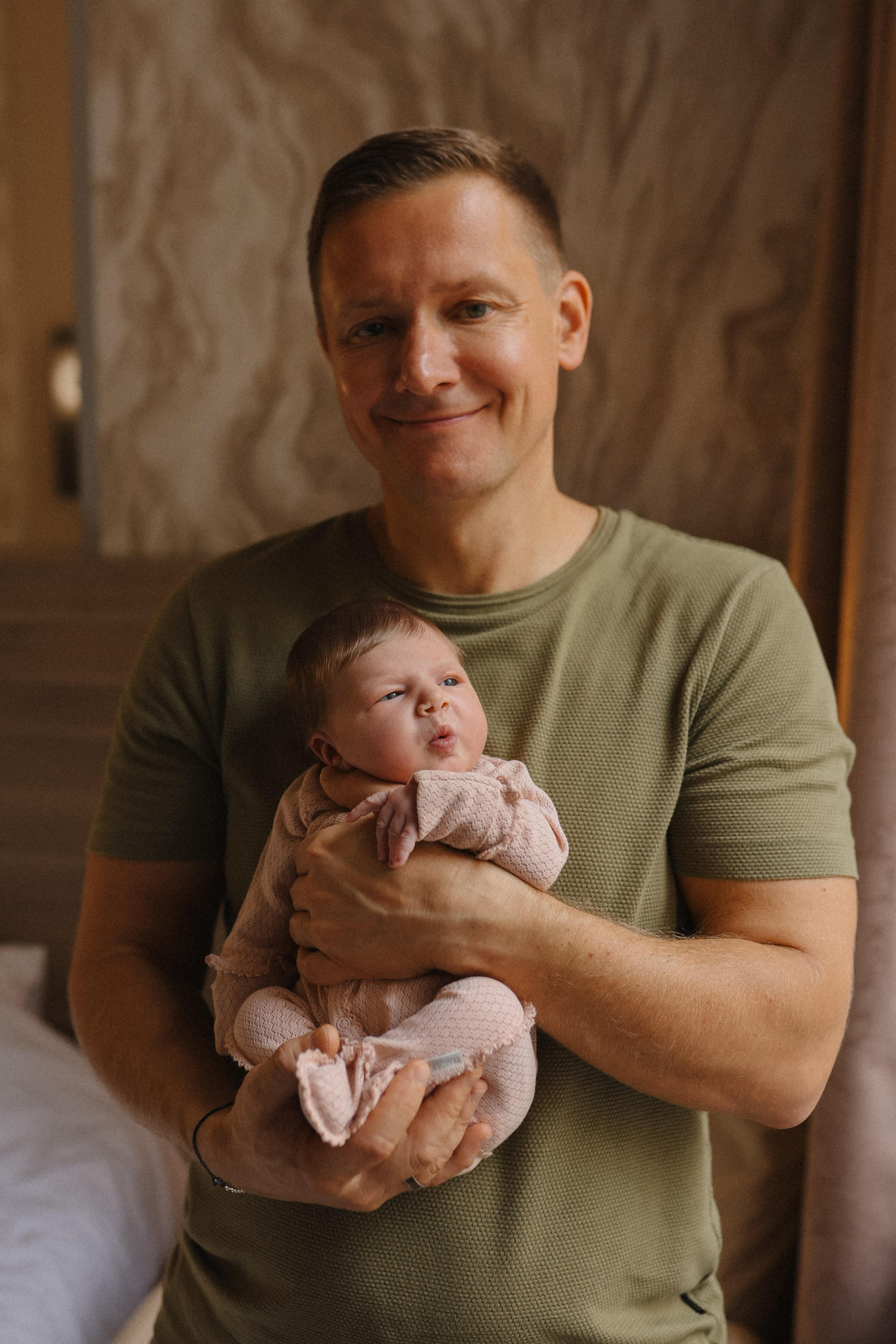 Выписка Милы🤍. Фотограф на роды в Санкт-Петербурге, семейный, нью-борн Алиса Хрекова