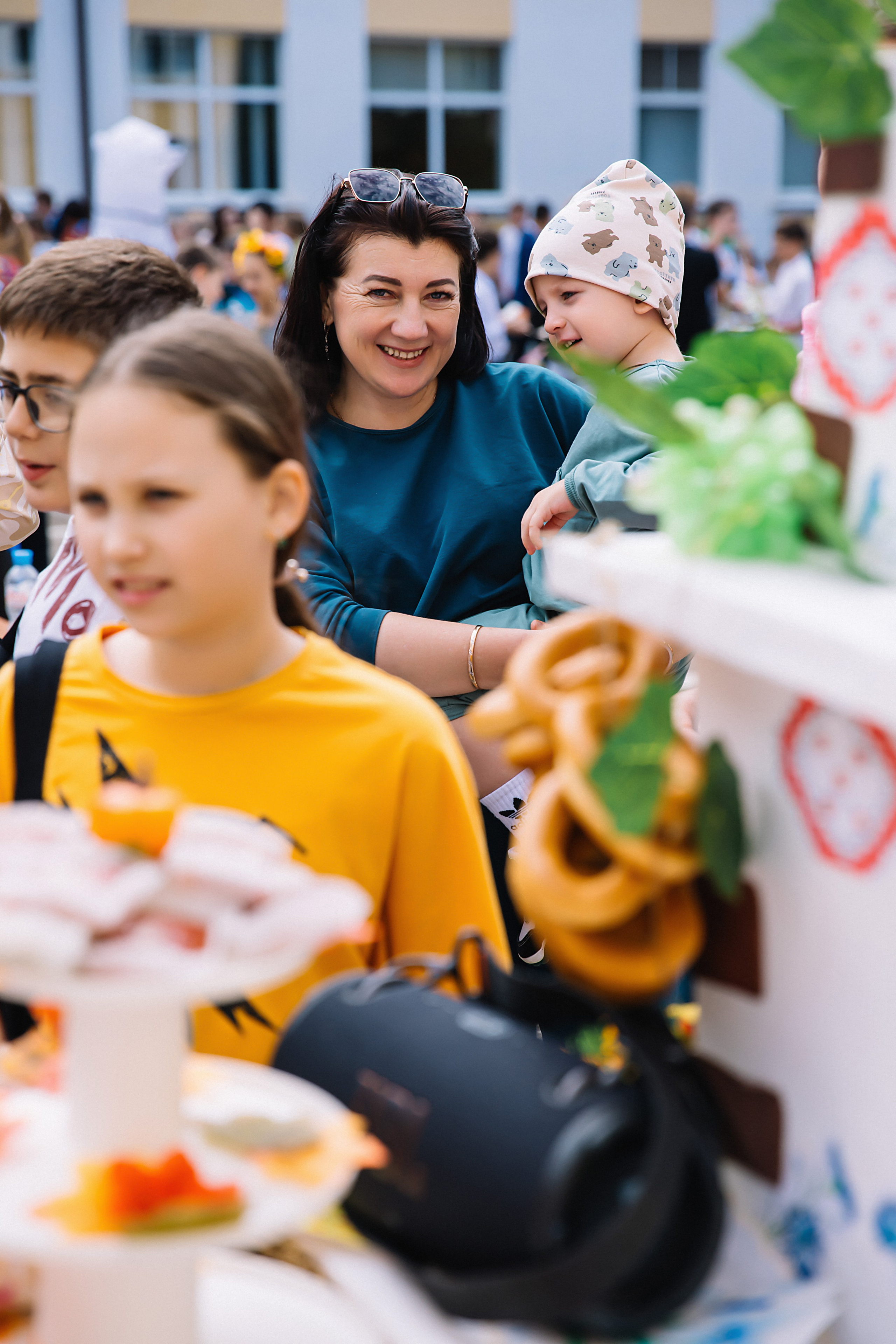 Школьная ярмарка Лицей№ 4. Фотограф и Видеограф в Краснодаре Юлия Солодченко