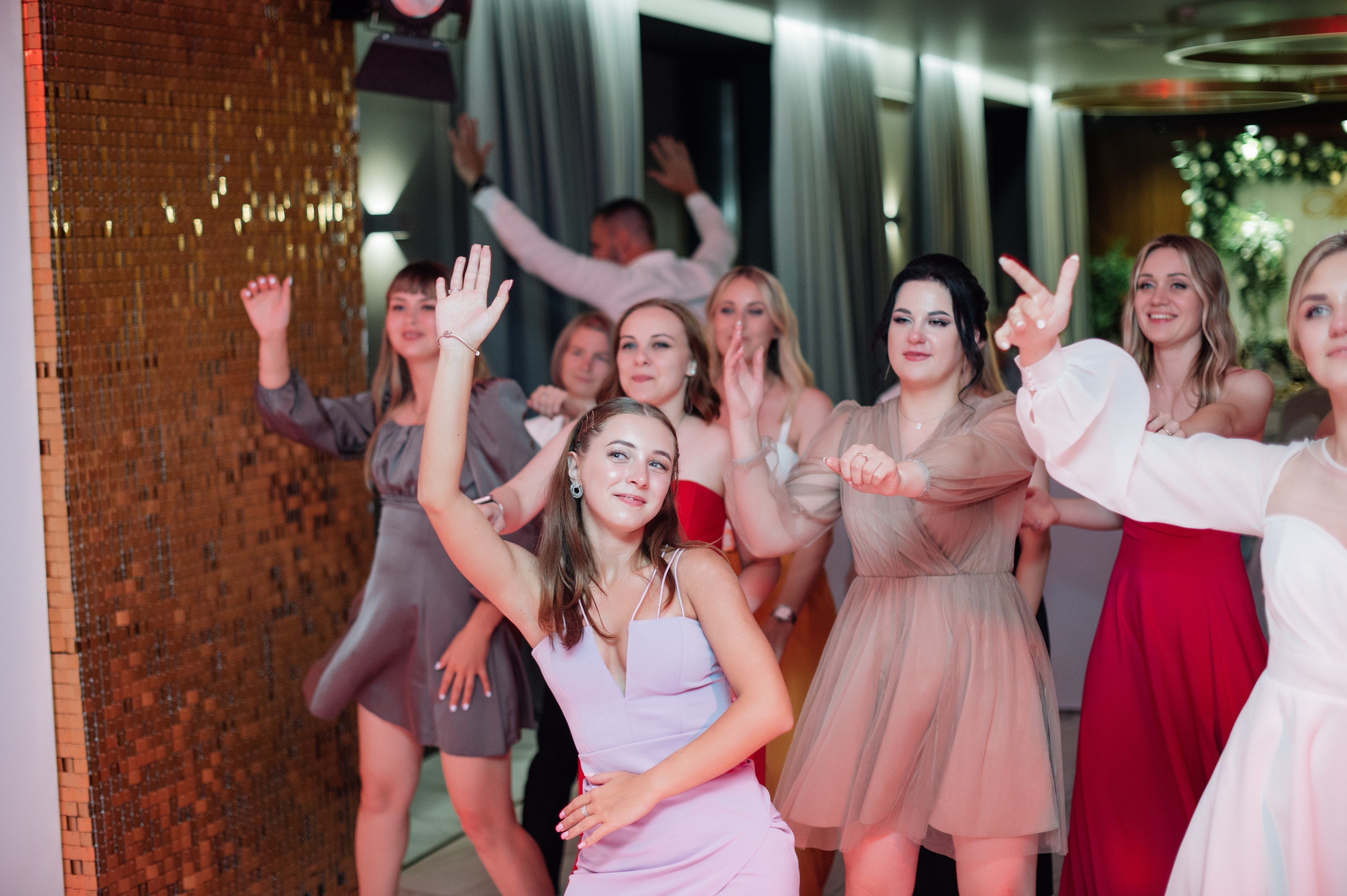 Свадебная фотосессия в Овстуге и Дятьково. Свадебный и репортажный фотограф видеограф Брянск/Москва