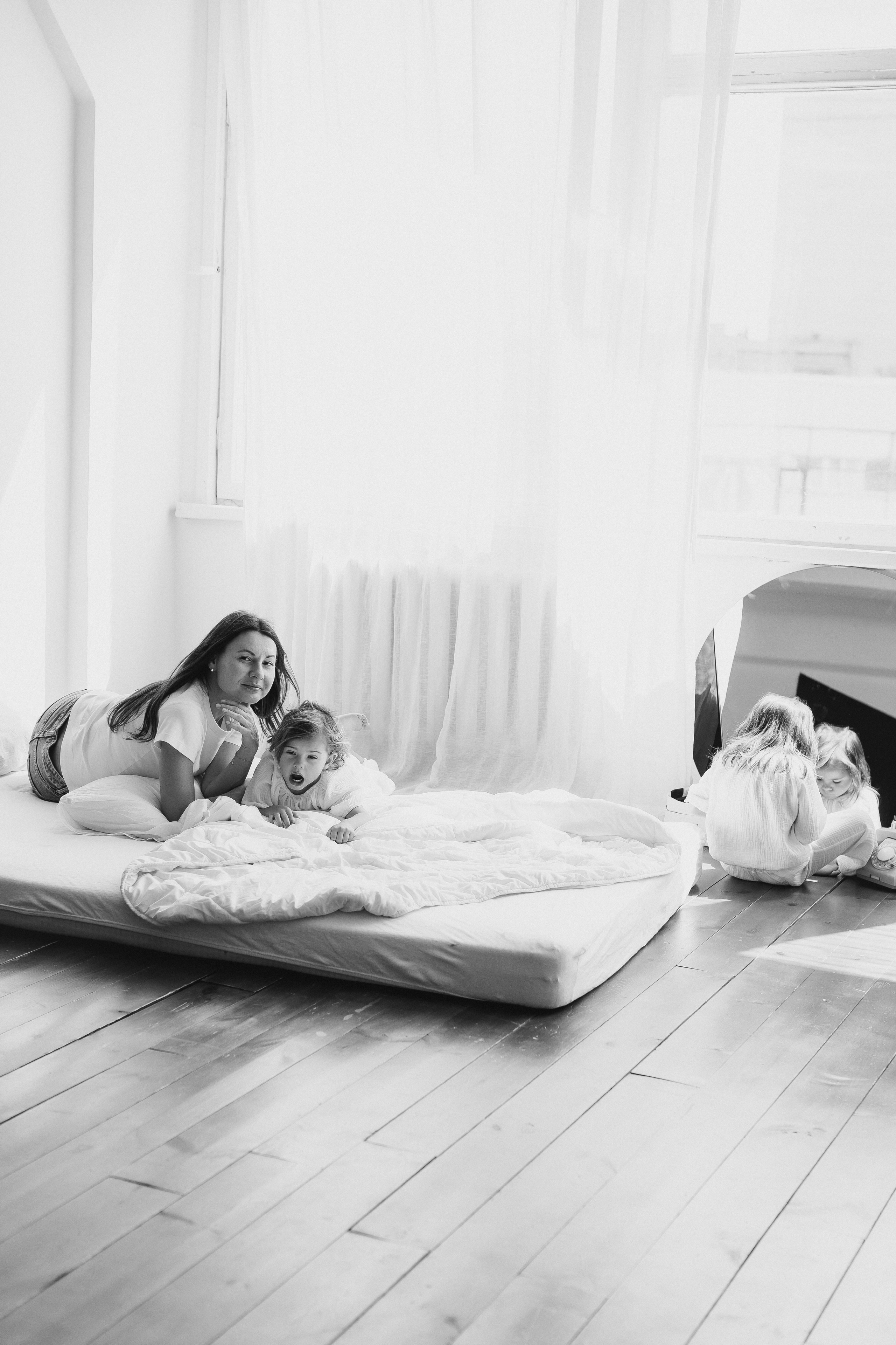 Мама и девочки. Евгения Пелипас