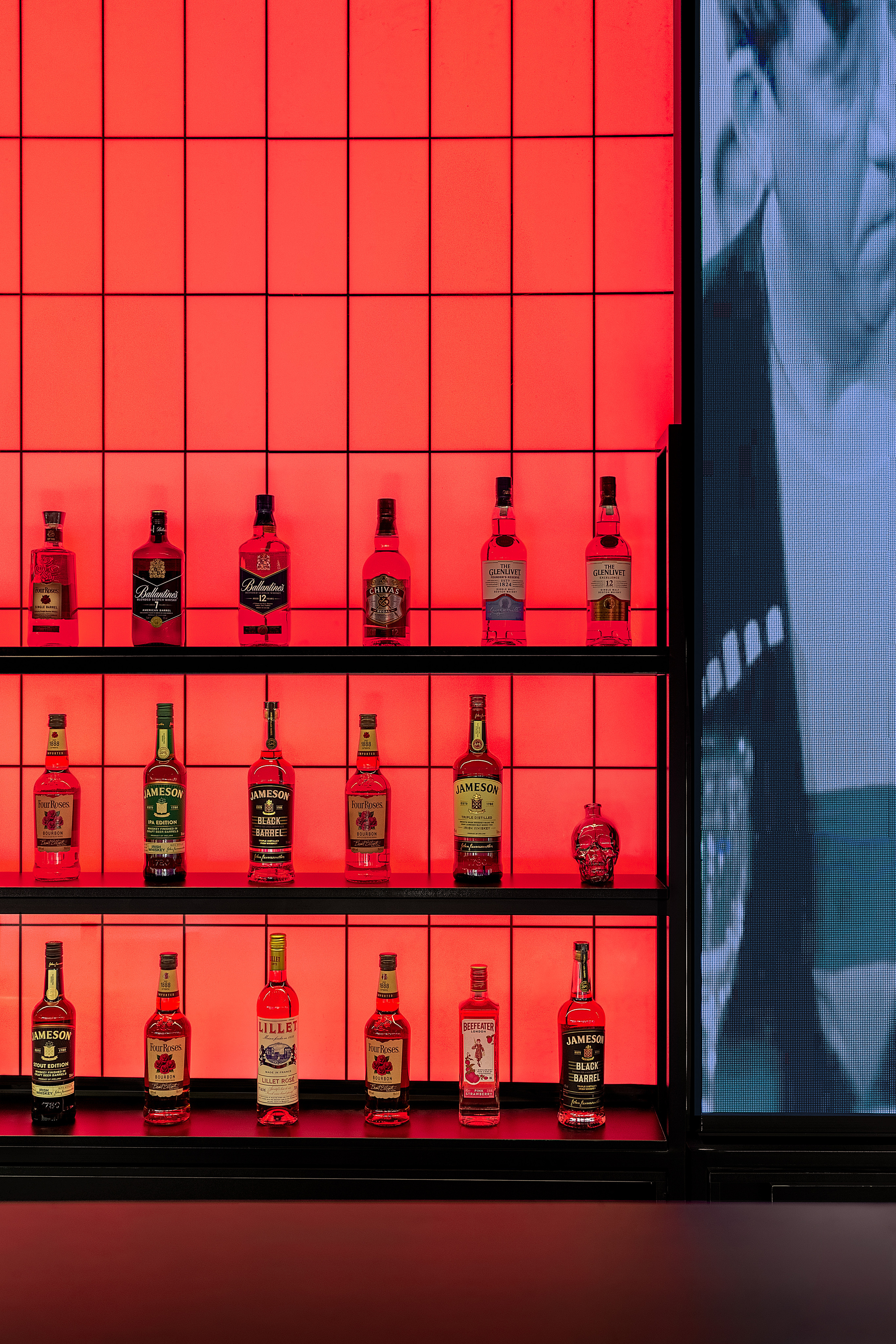 Karine Design Studio — Nikulin Bar Astana. Roman Yakunin — interior photographer in Almaty, Kazakhstan