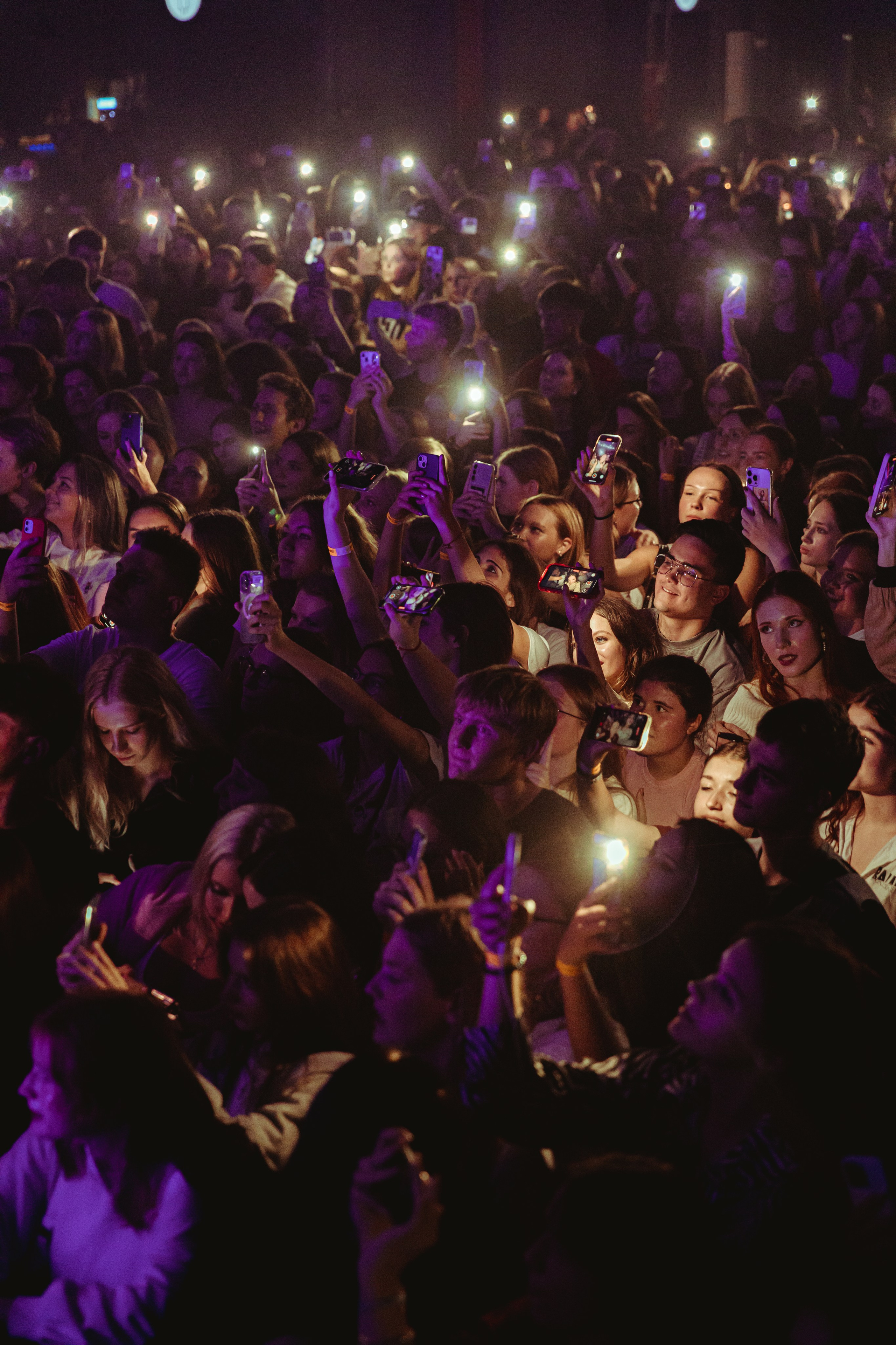 SHOWS. DRIPSTOCK MAG