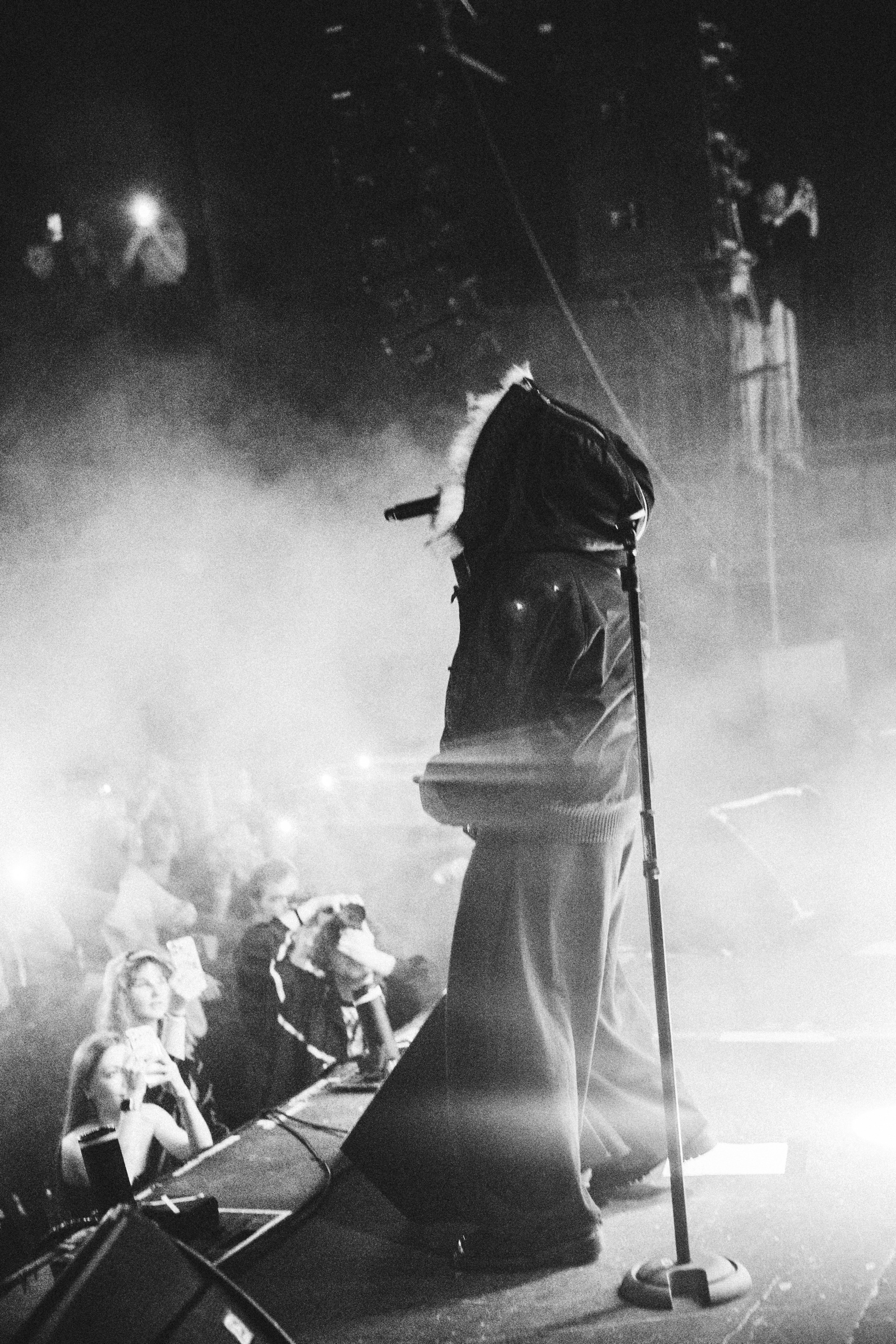 SHOWS. DRIPSTOCK MAG