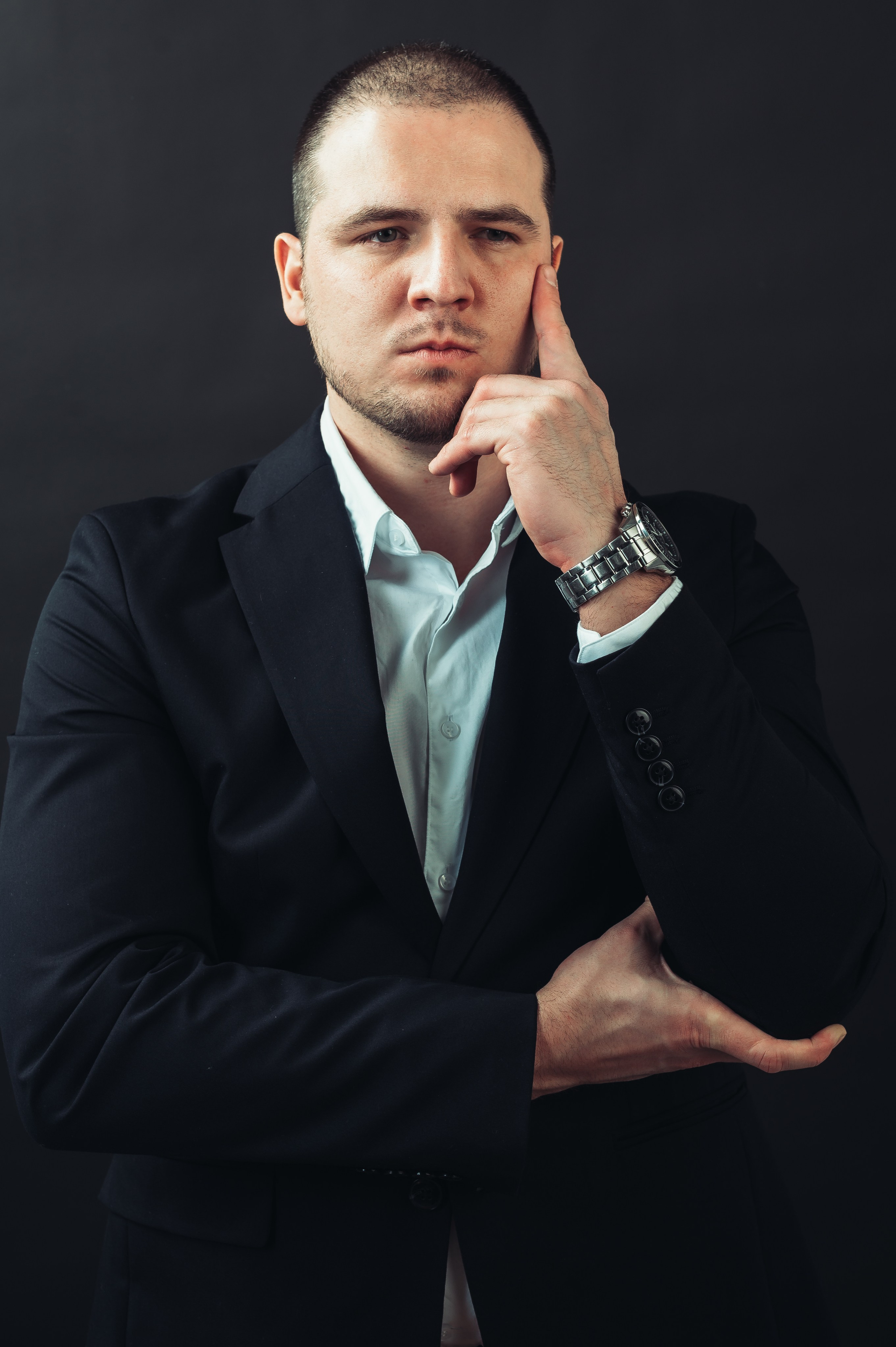 Никита Пустовалов — портретная съёмка. Иван Кубик — фотограф и видеограф