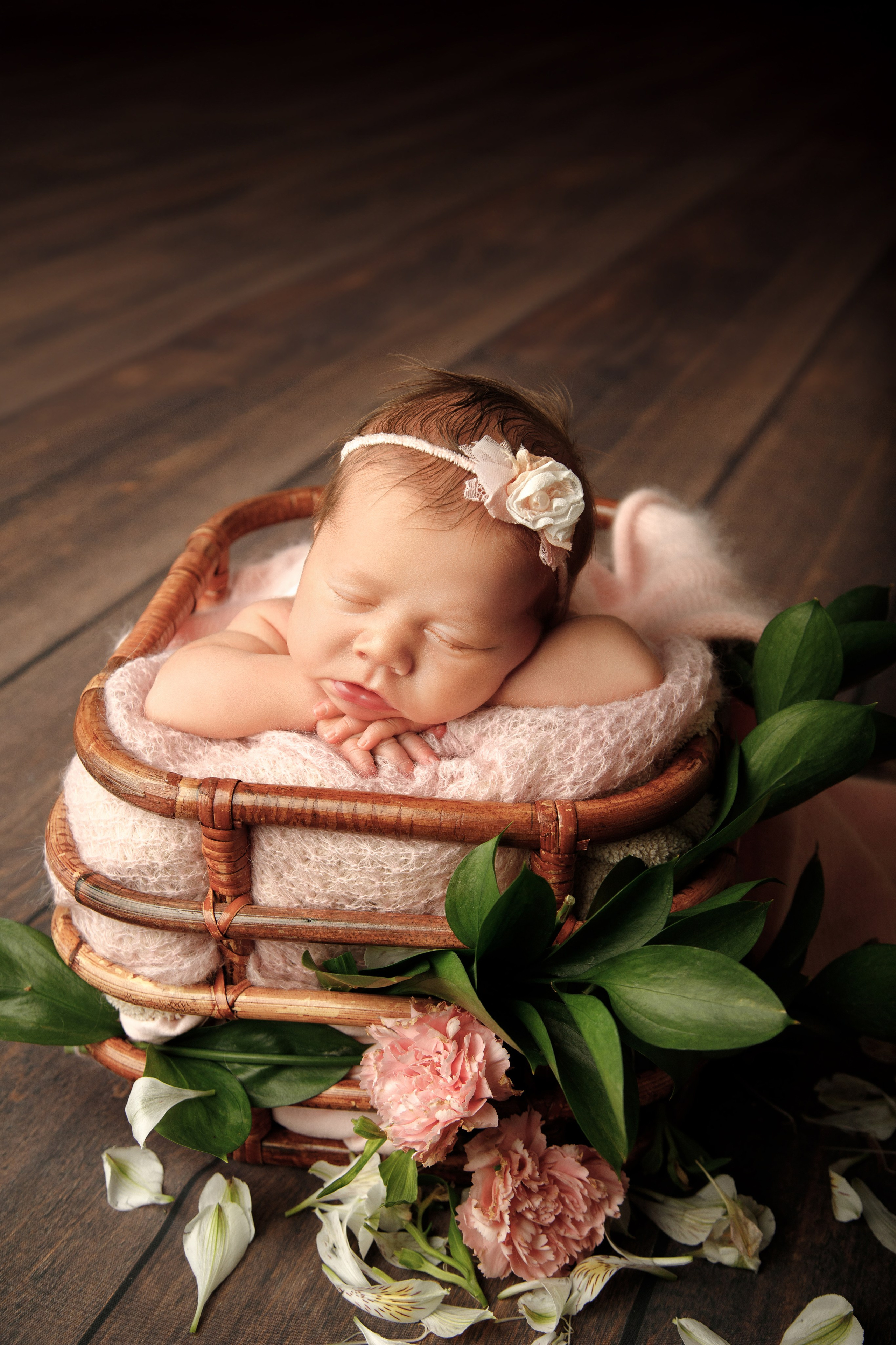 Фотосессия малыша Екатеринбург. Фотосессия новорождённого Екатеринбург. Фотограф newborn Екатеринбург. Фотограф новорожденных Екатеринбург. Фотограф Екатеринбург. Фотосессия Екатеринбург. Фотосессия под ключ Екатеринбург 