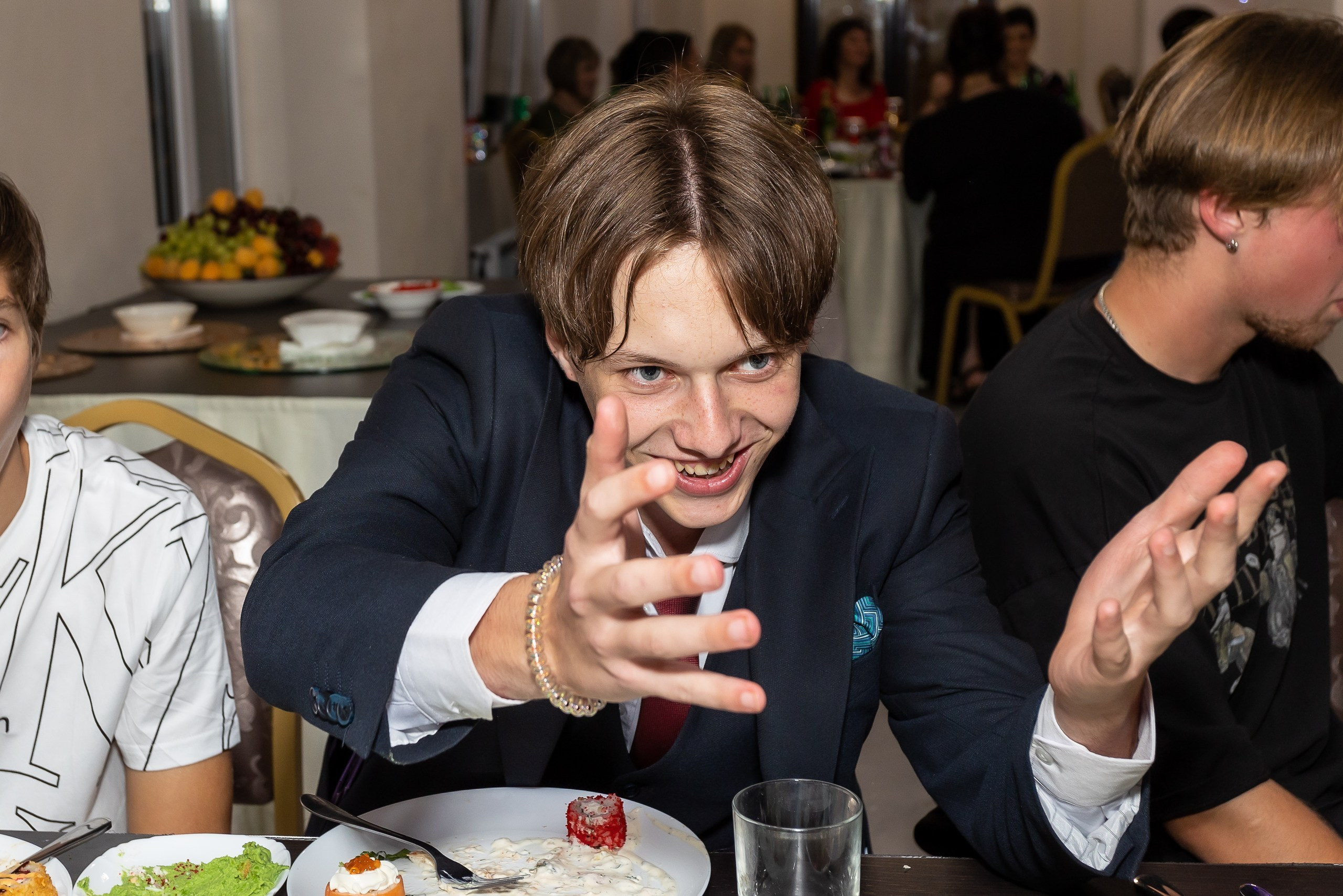 Вручение аттестата и выпускной вечер. Выпускные альбомы Майкоп, Краснодар Елена Золотарева