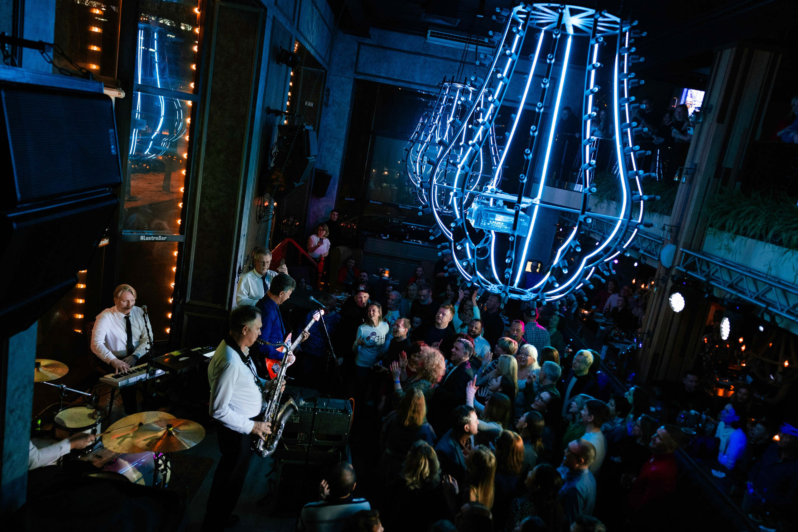 Выступление группы Сюткин. Концертный фотограф в Москве Алексей Вовк