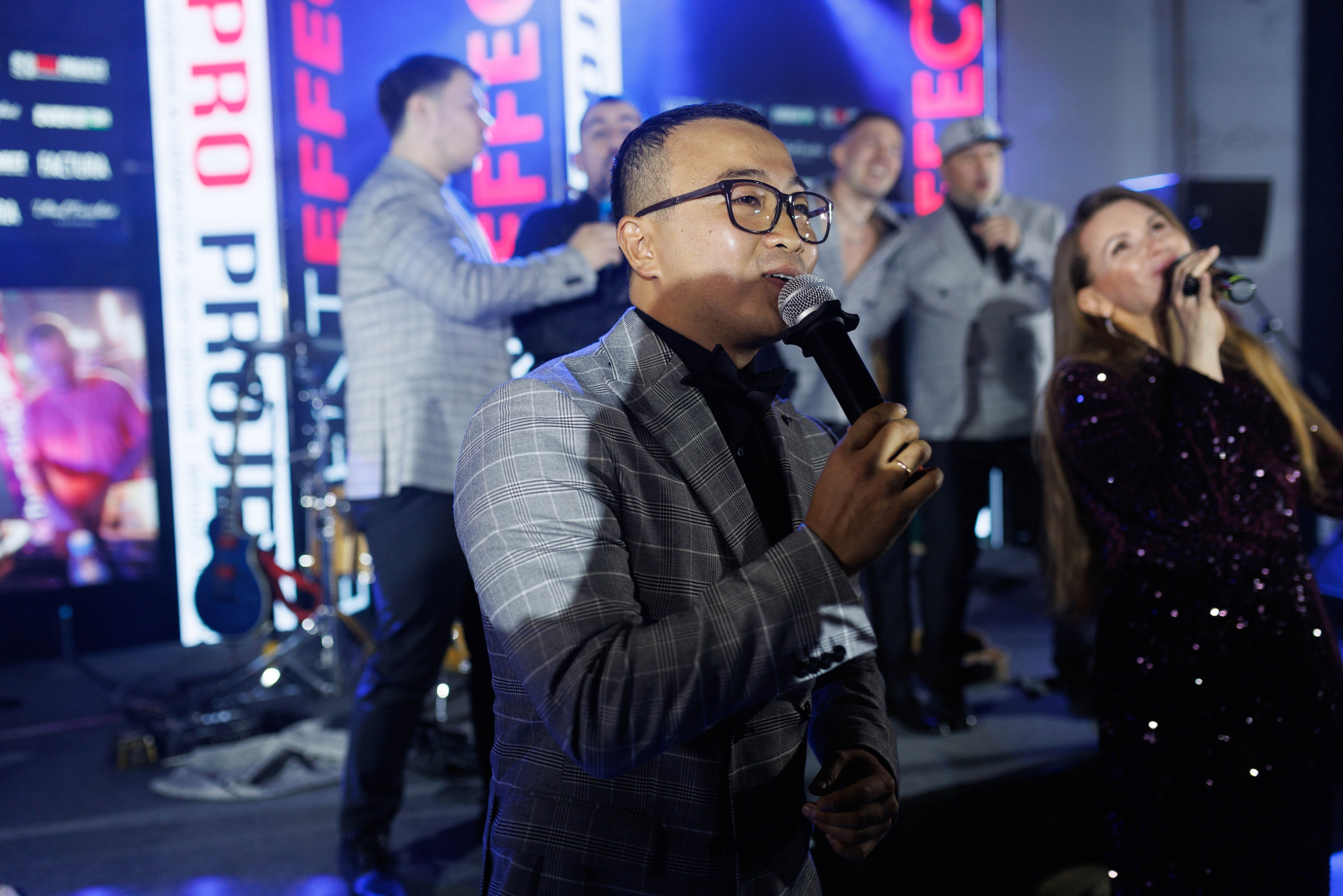 EventEffect HR вечеринка. Репортажный и портретный фотограф во Владивостоке Шегай Андрей