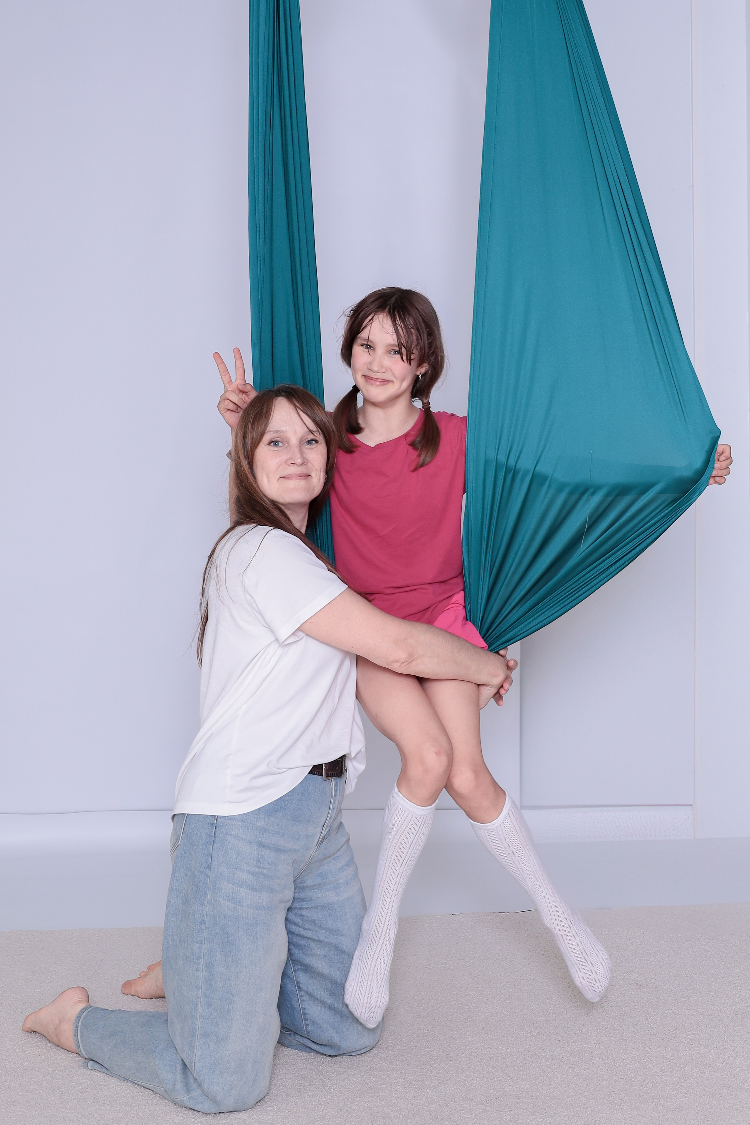 Детская аэройога. Фотограф Надршина Лилия