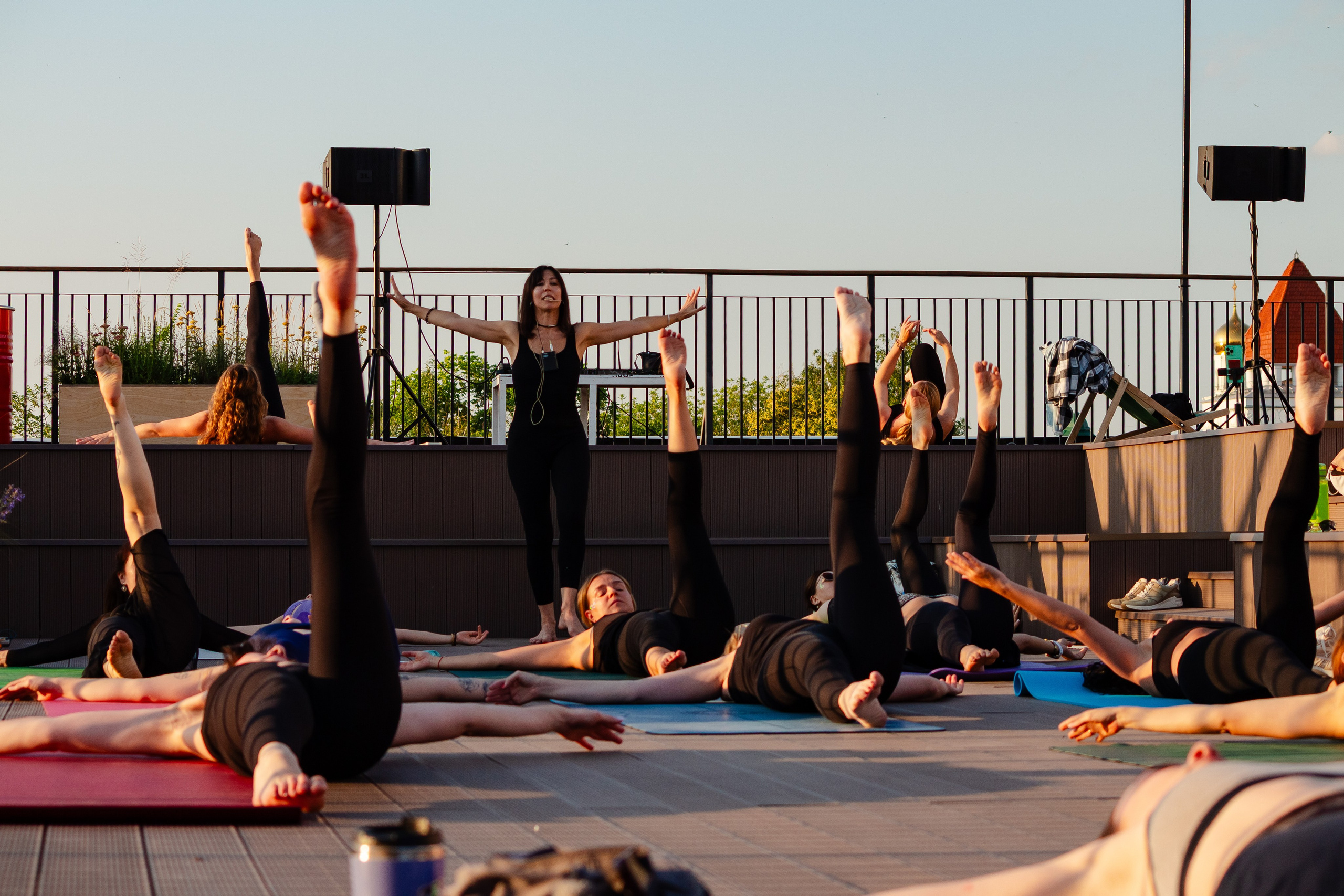 Йога на крыше Станкзавода. Александр Носов. Портретный и репортажный фотограф в Самаре