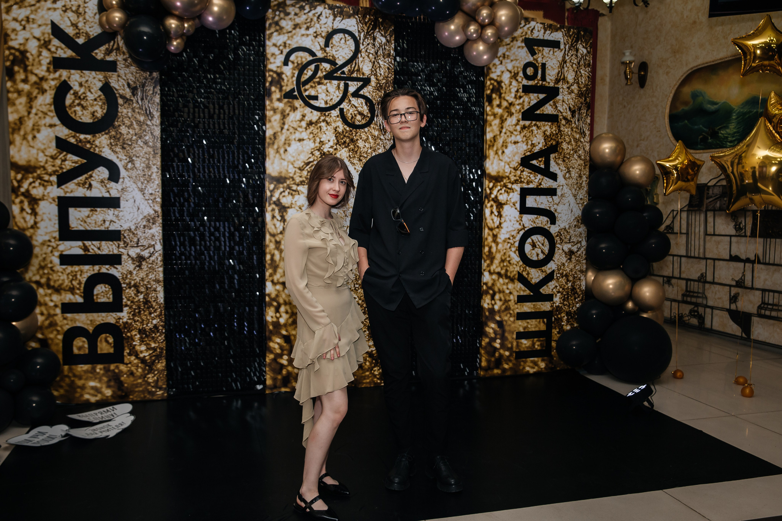 Выпускной 11 класс. Фотограф Любава Колесник. Выпускные альбомы в Крымском районе