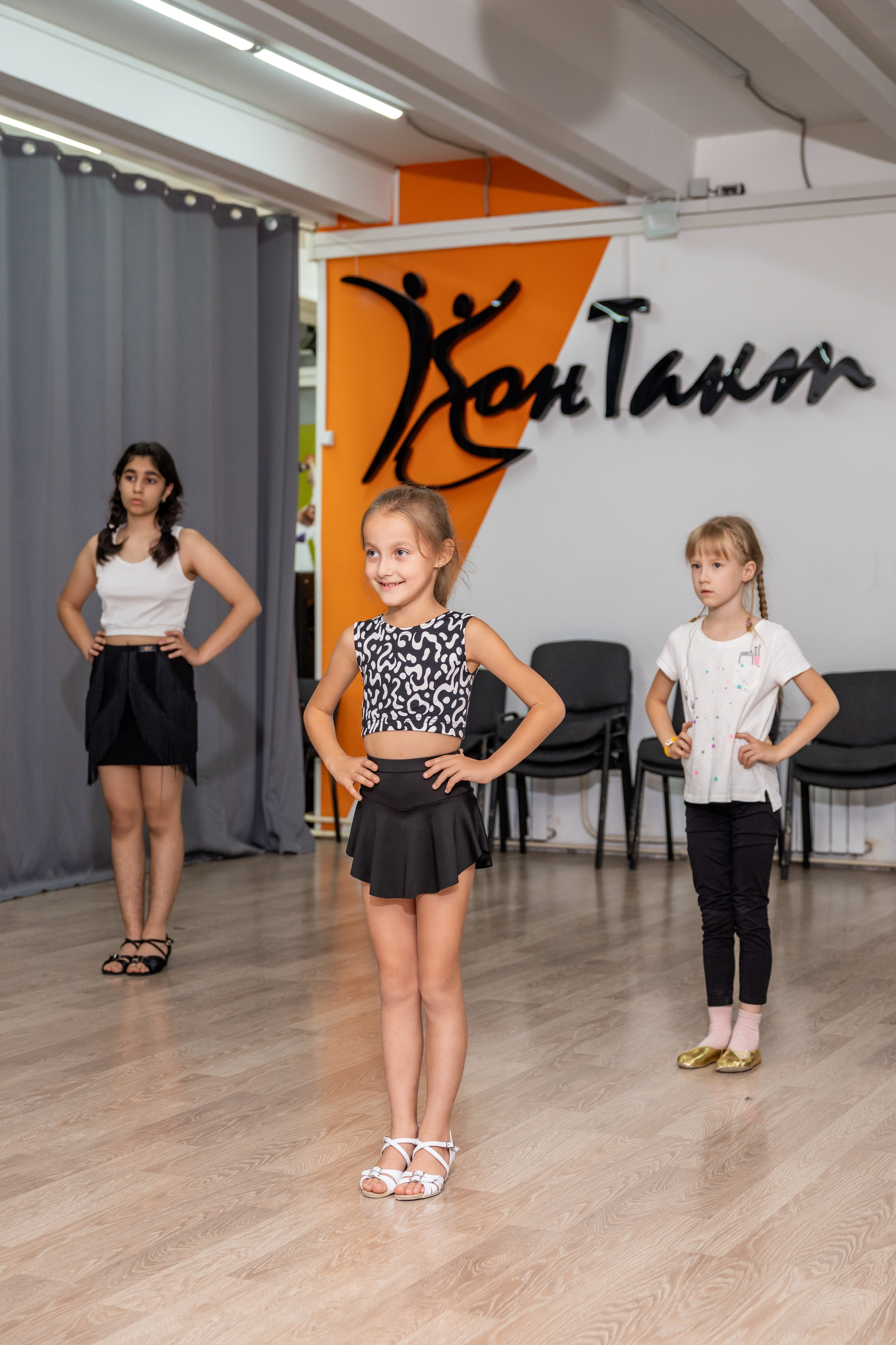 Группа 7-11 лет первый и второй год обучения. КонТакт — спортивные бальные танцы в Москве